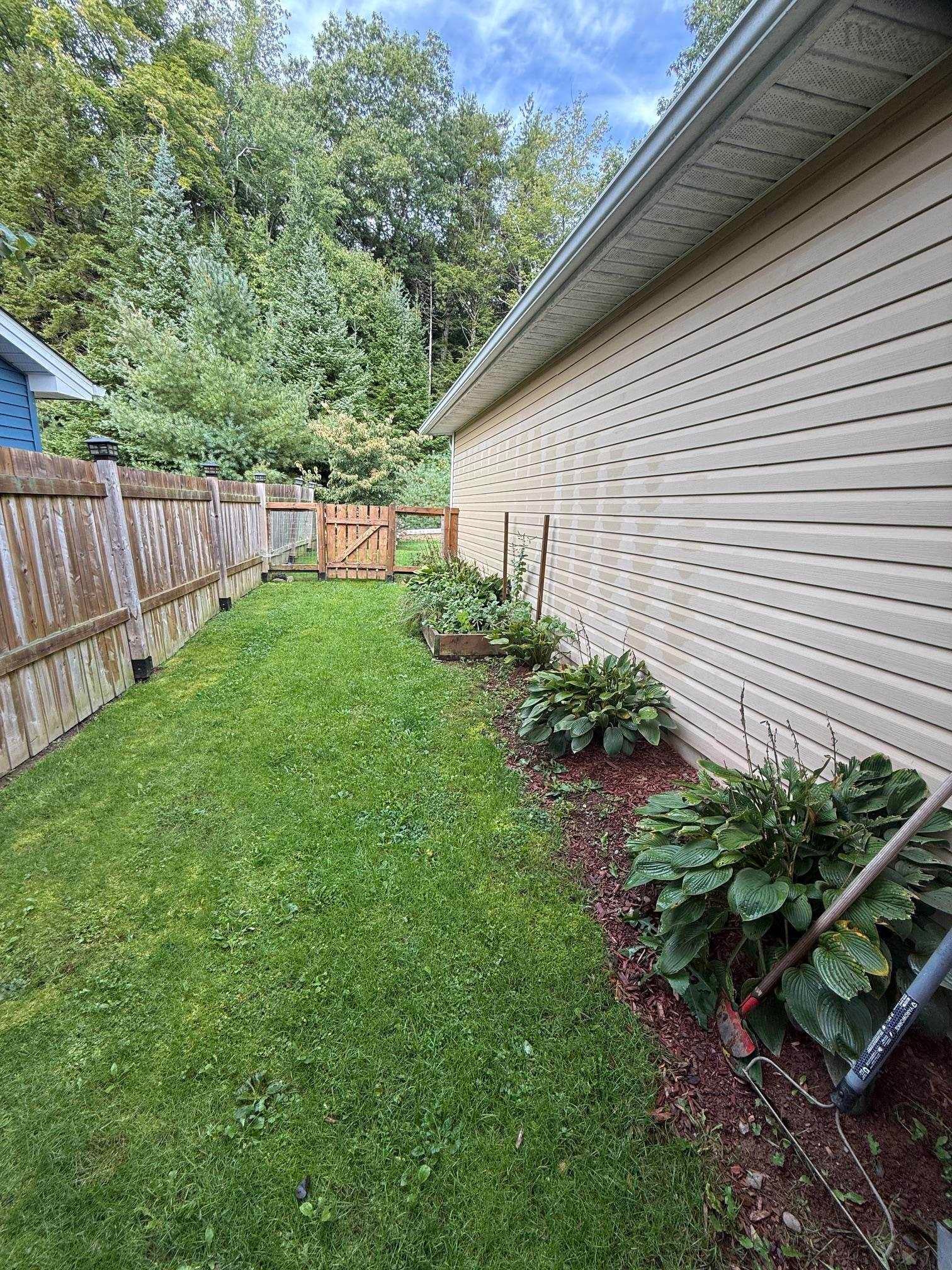 240 Winburn Avenue - Photo 4