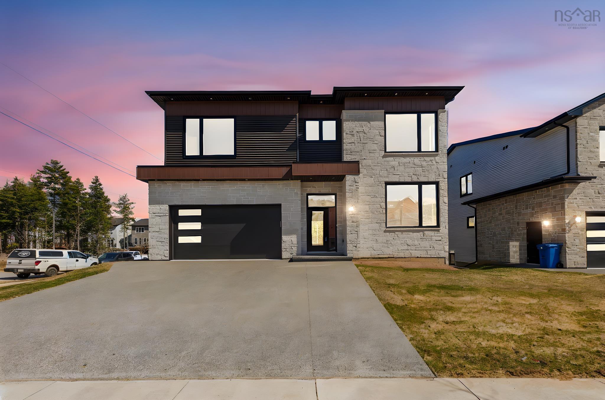 Photo 1 of 50 — 6 Glissade Court, Bedford, NS B4B 2K5