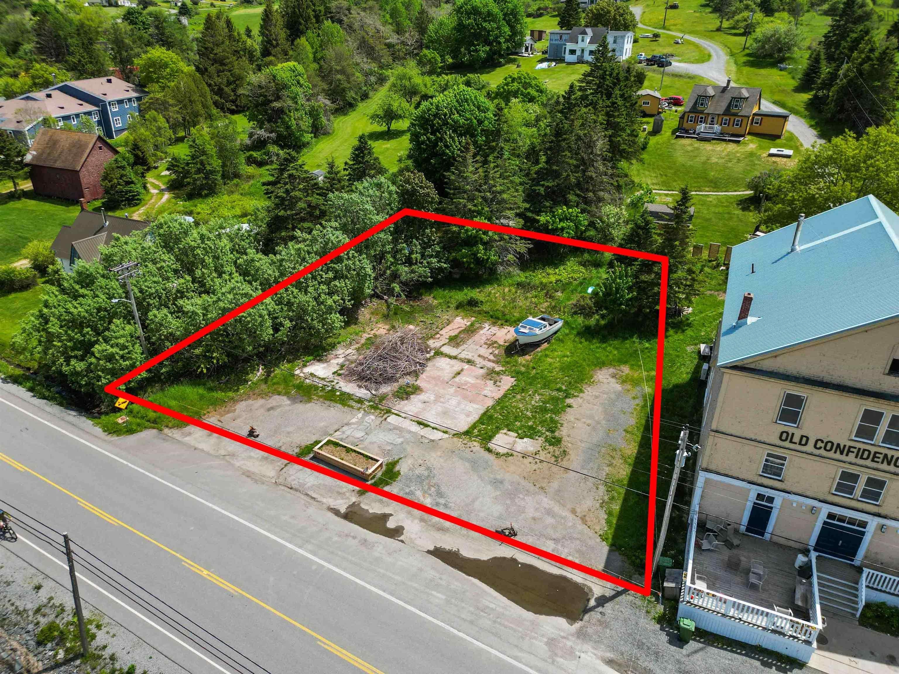 3827 Highway 332 - Photo 3