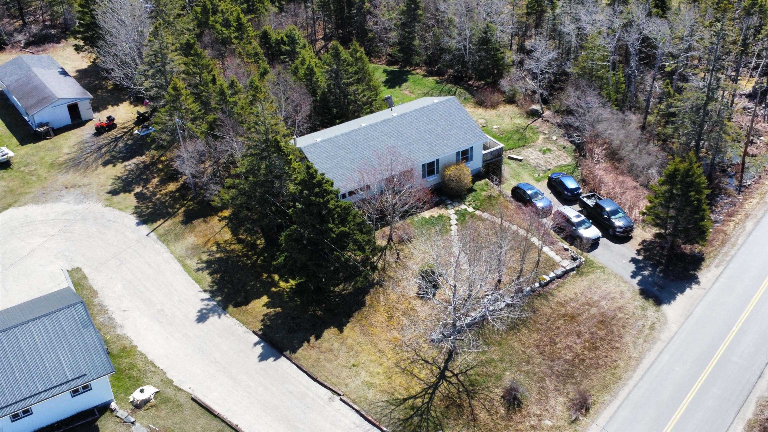 239 New Harbour Road - Photo 3