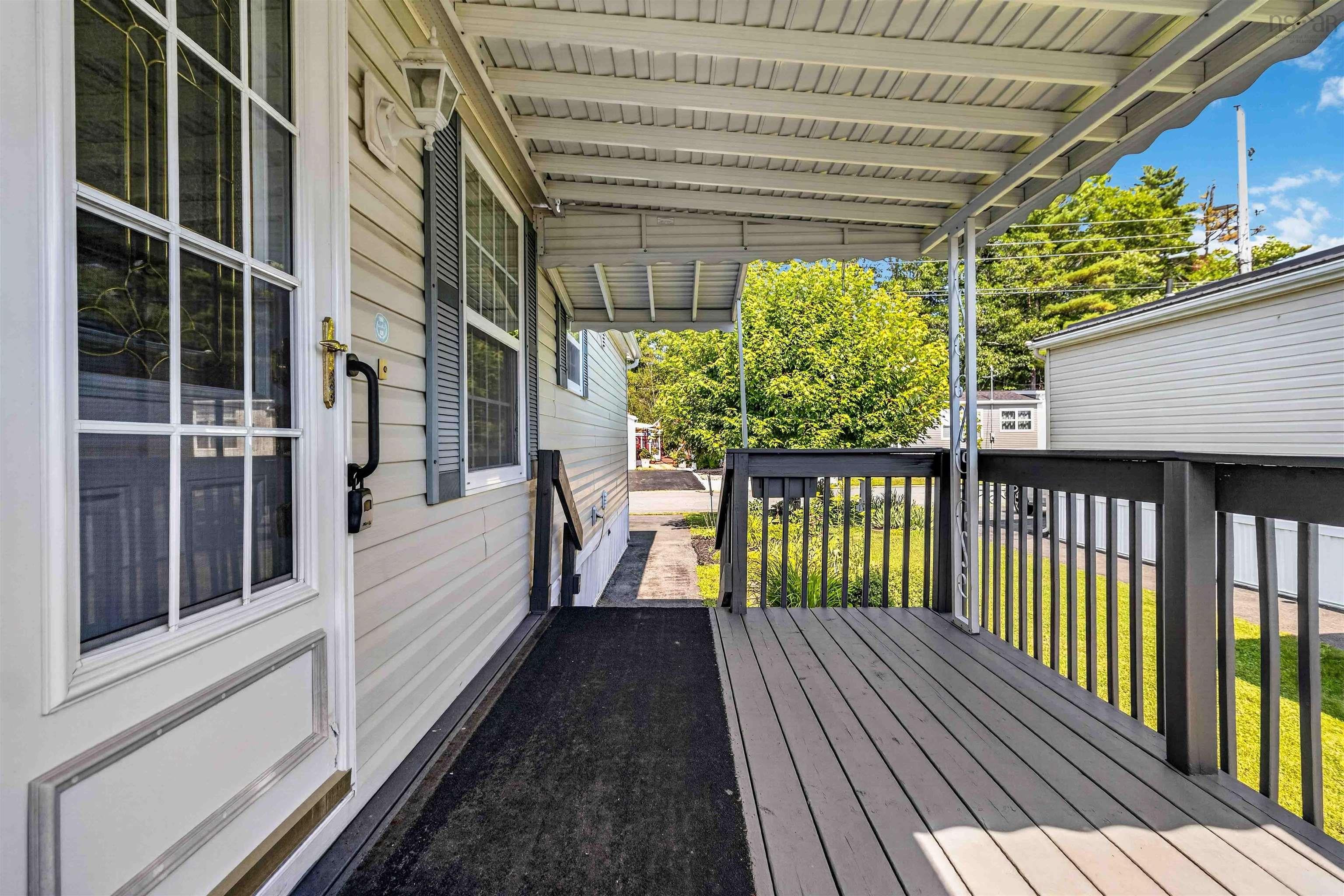 109 Sherbrooke Avenue - Photo 4