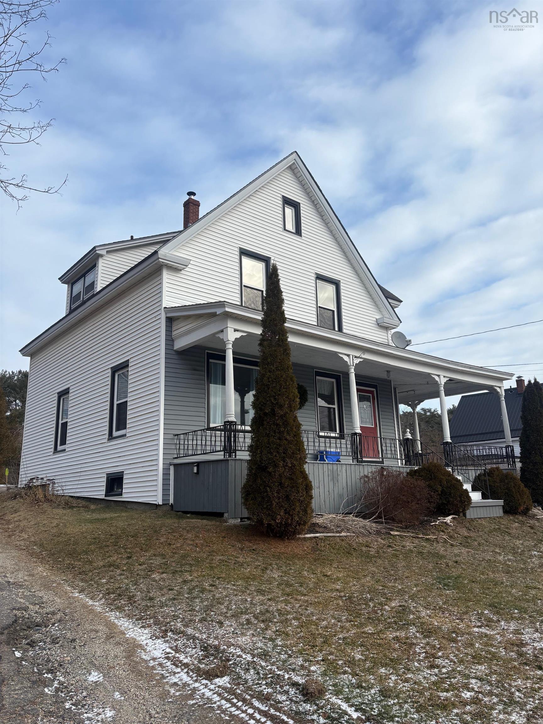 13720 Highway 3 - Photo 4