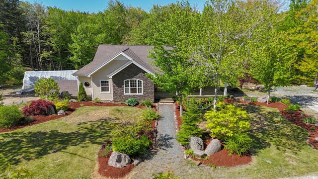 82 Lazy River Road