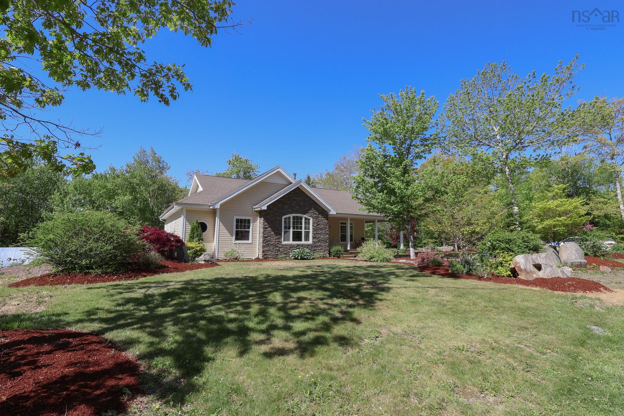 82 Lazy River Road - Photo 2
