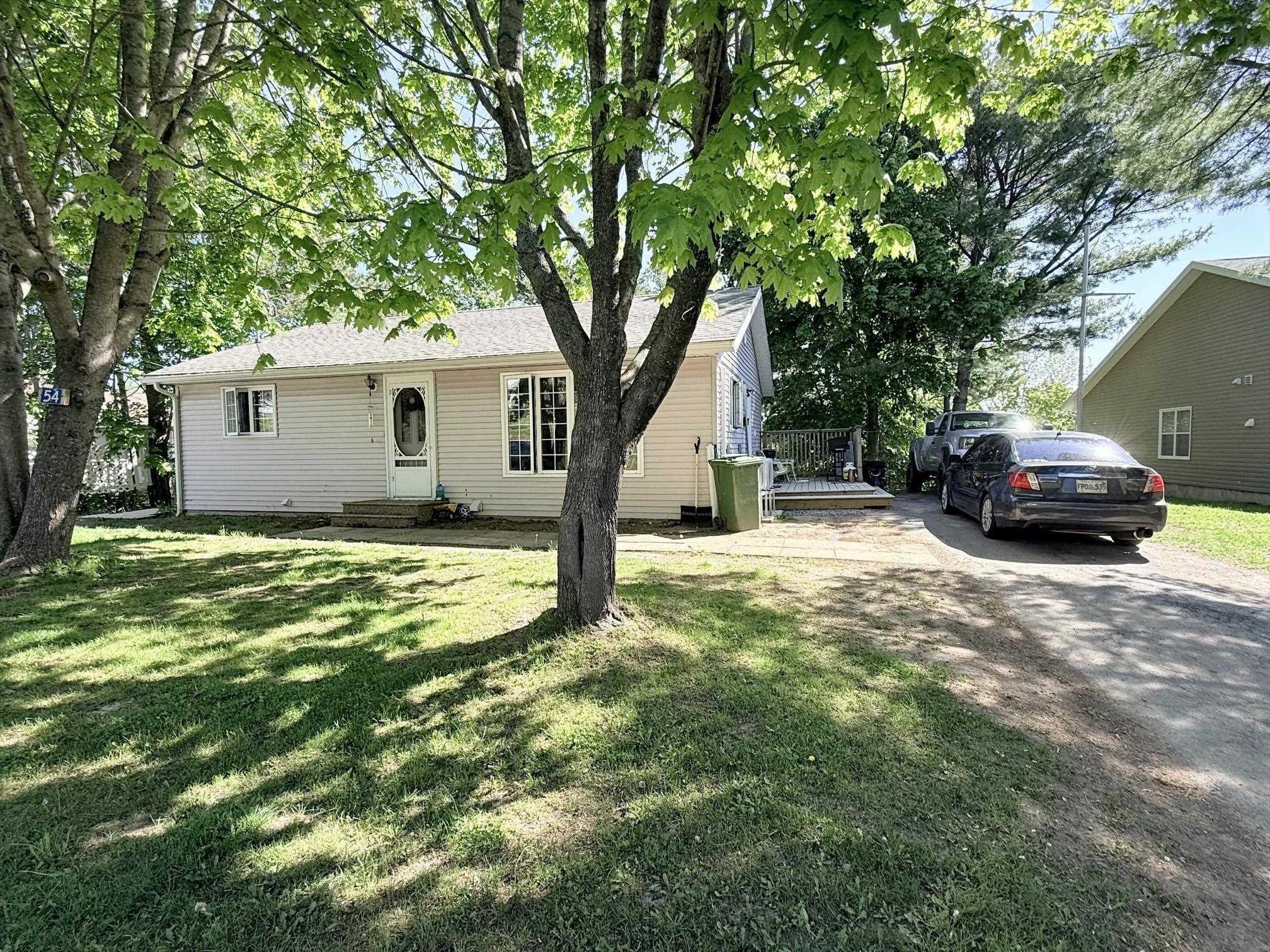 54 Maple Avenue - Photo 4