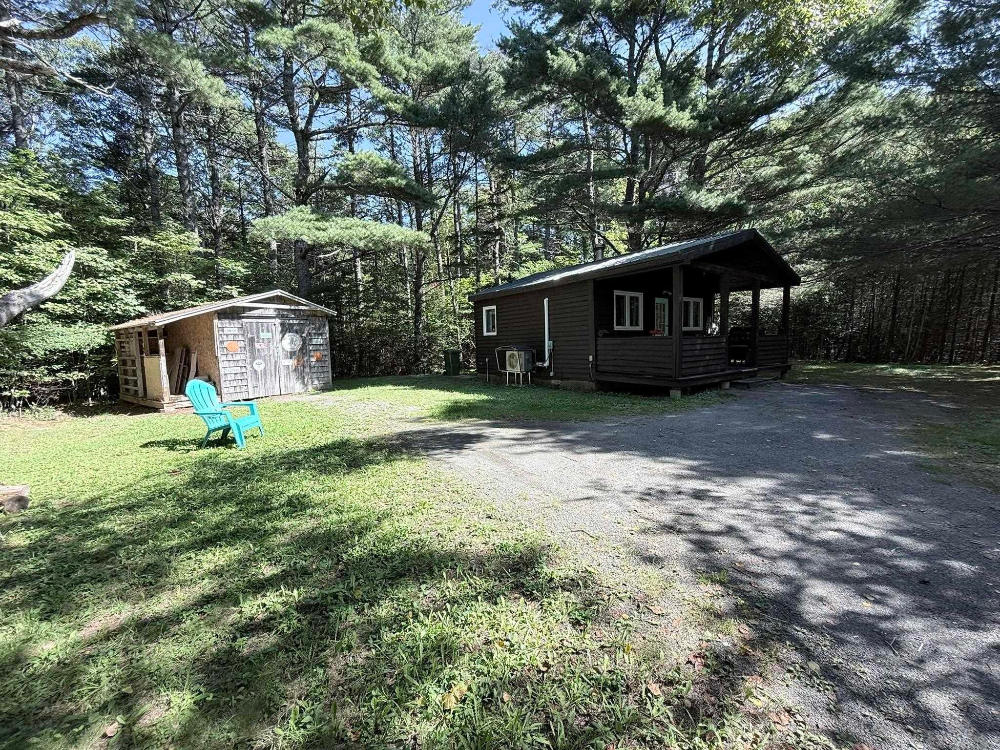 2031 East Clifford Road - Photo 3