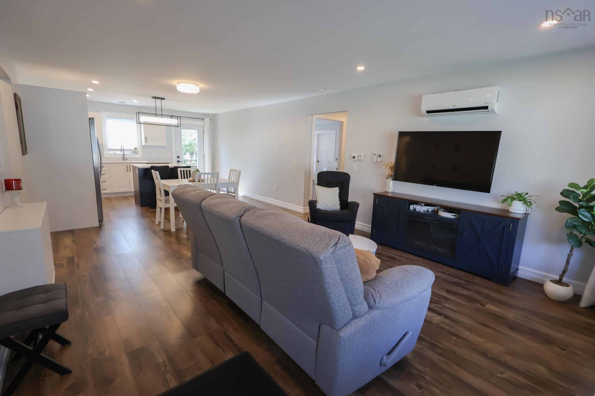 235 Winburn Avenue - Photo 4