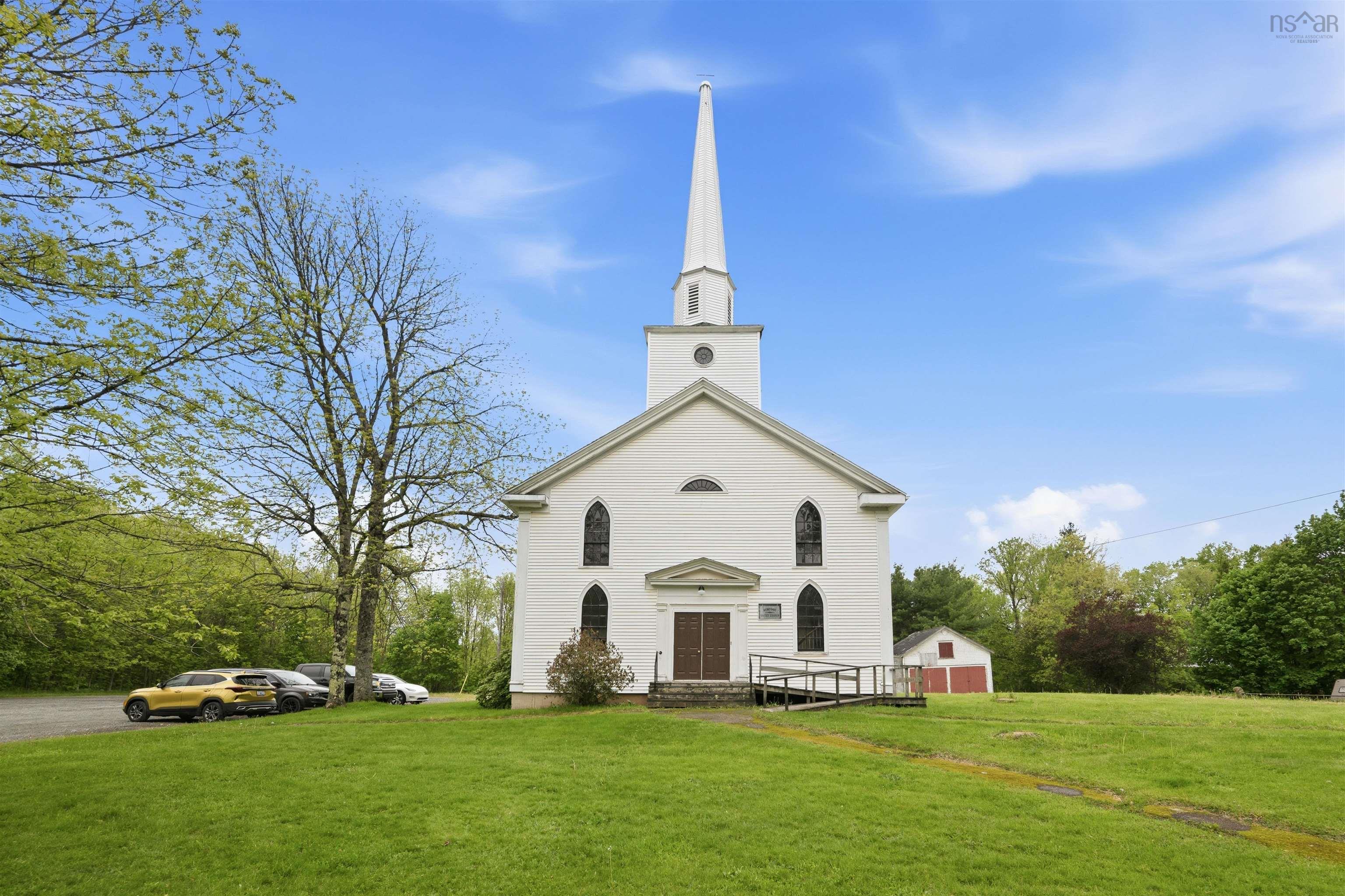 Photo 1 of 49 — 7800 Highway 14, Brooklyn, NS B0N 2A0
