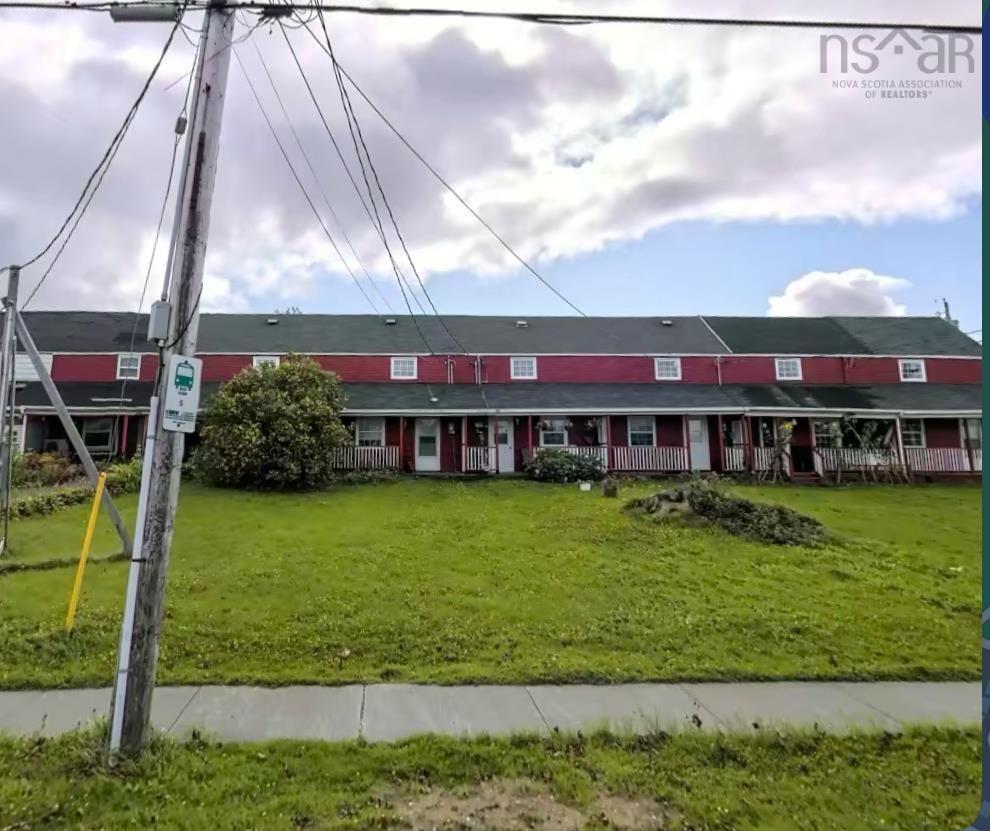 Photo 1 of 1 — 595 Main Street, Sydney Mines, NS B1V 2K9