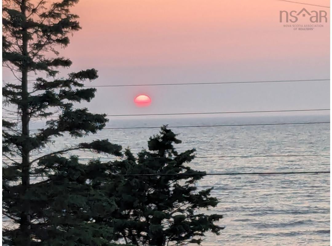 12044 Shore Road E - Photo 2