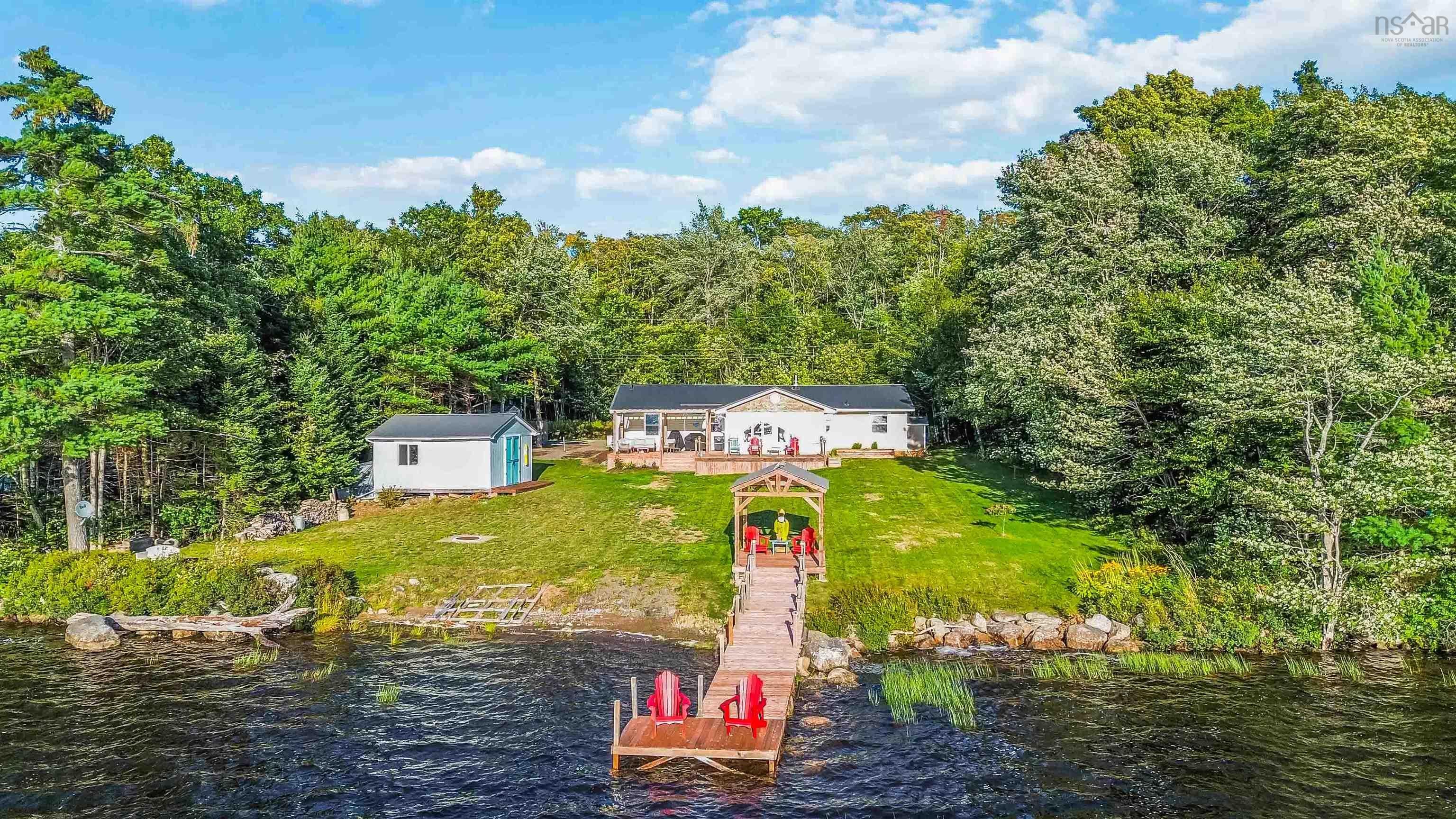 131 Meadow Lane - Photo 3