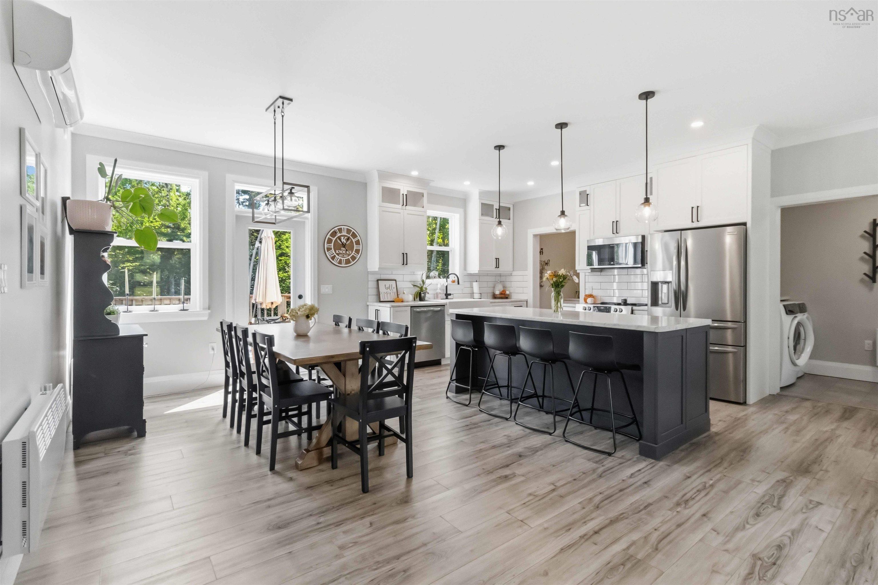 221 Meldrum Avenue - Photo 3