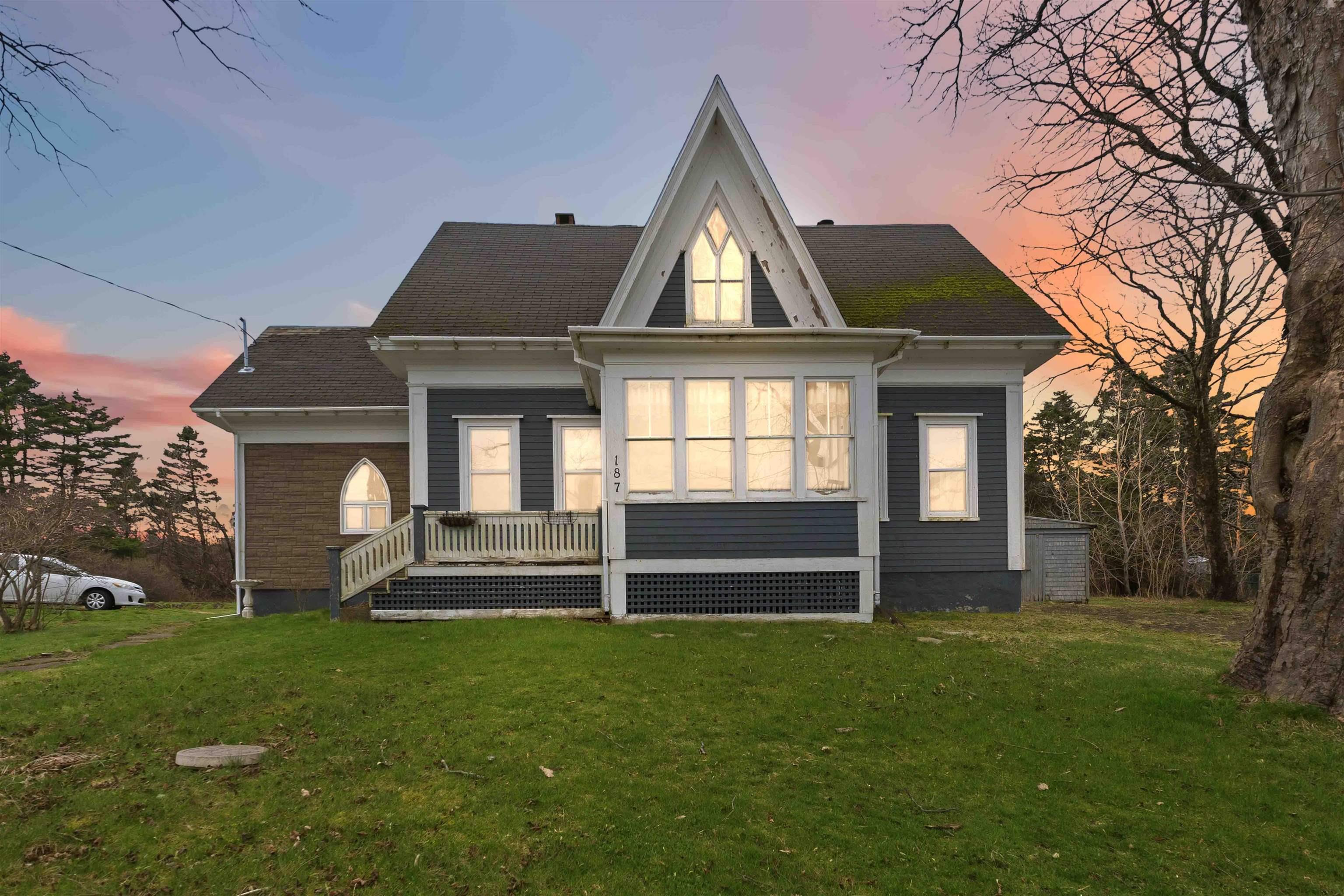 Photo 1 of 50 — 187 Water Street, Freeport, NS B0V 1B0