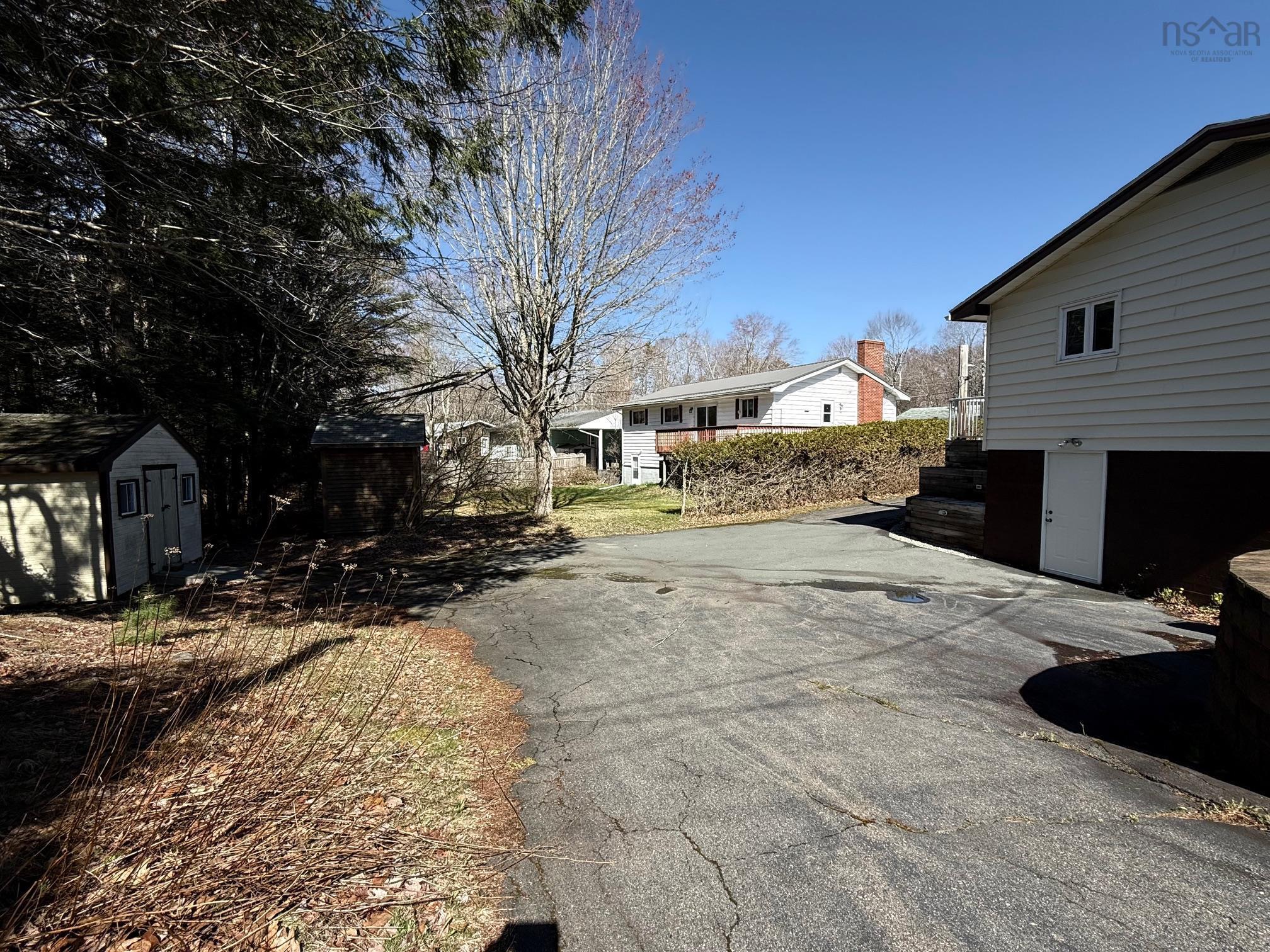 293 Kydd Street - Photo 4