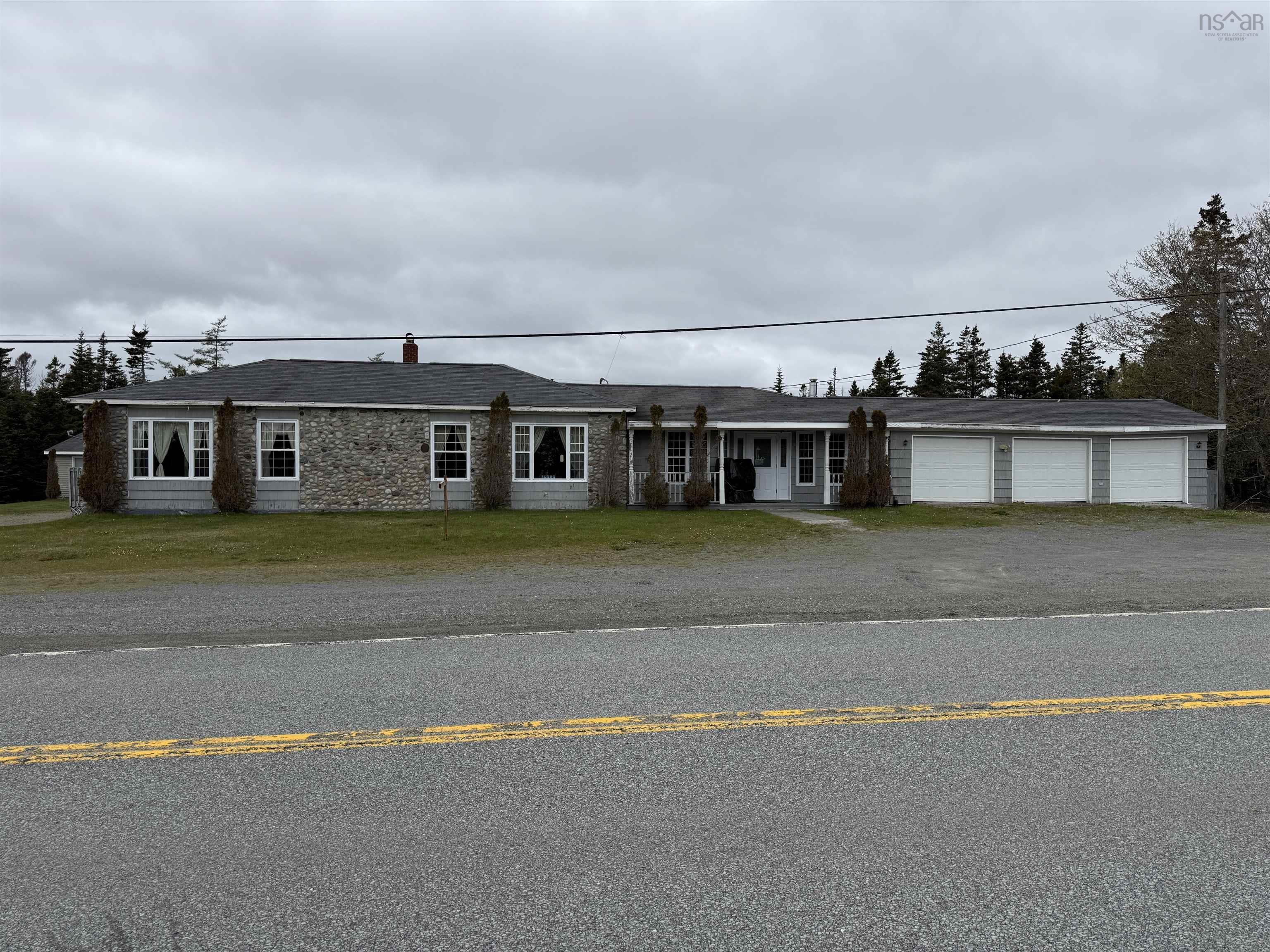 Photo 1 of 46 — 16989 Highway 7, Pleasant Harbour, NS B0J 3H0