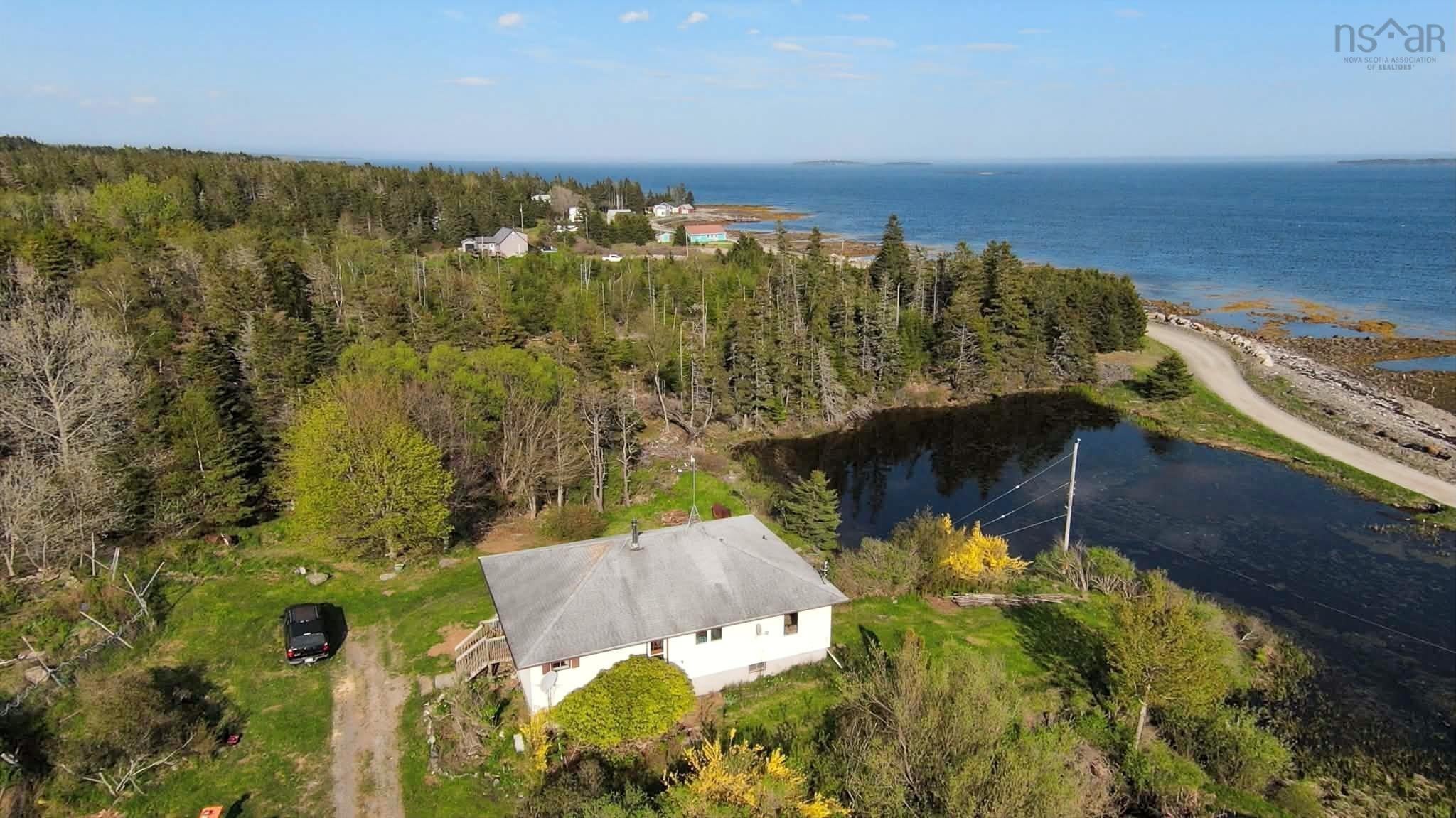 149 South East Cove Road - Photo 3