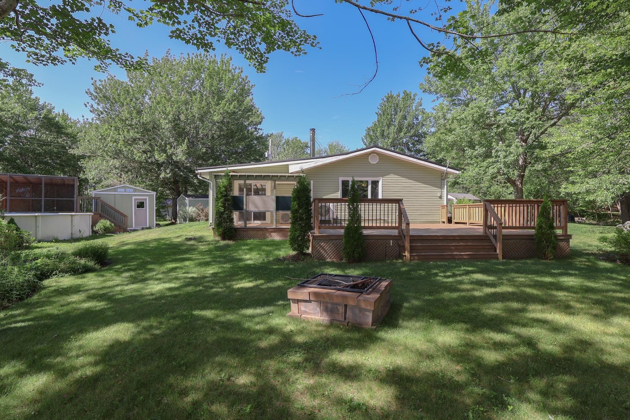 21 Lakeview Road - Photo 3