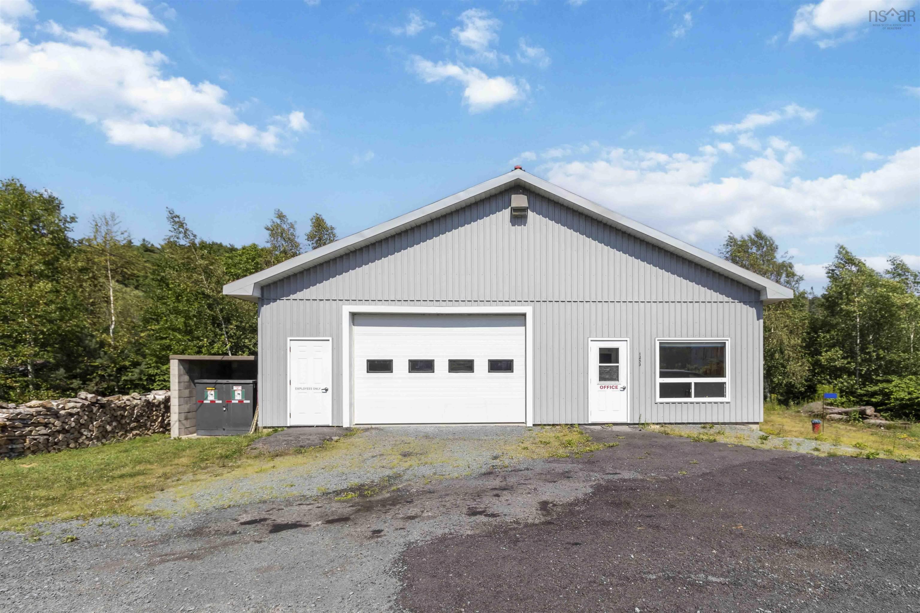 Photo 1 of 25 — 1253 Highway 332, First South, NS B0J 2C0