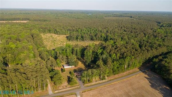 PIKES WAY, GLOUCESTER, VA 23061 - Image 8689a8e4da5203c27d78b669c2efe7ea/884063849