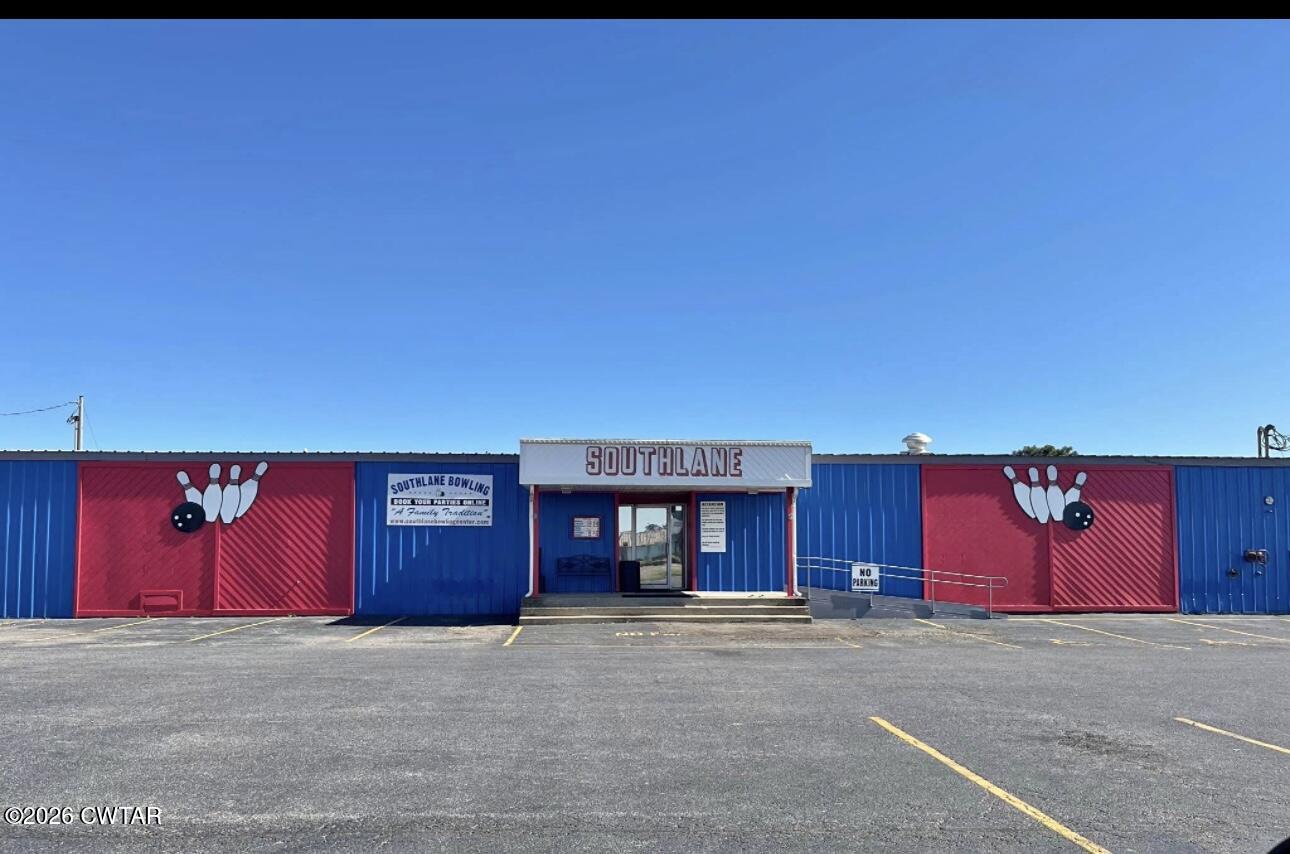 2210 W Reelfoot Avenue