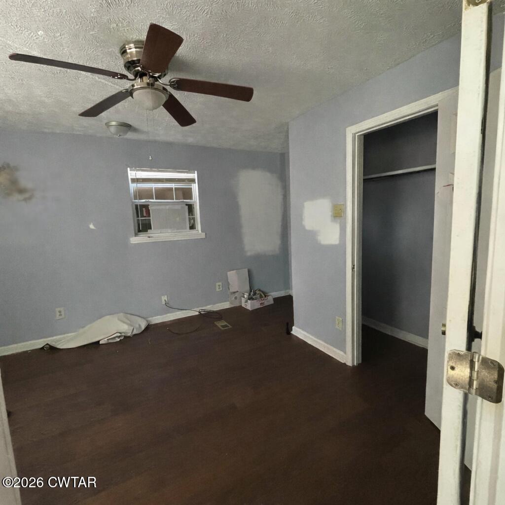 2830 Christmasville Road