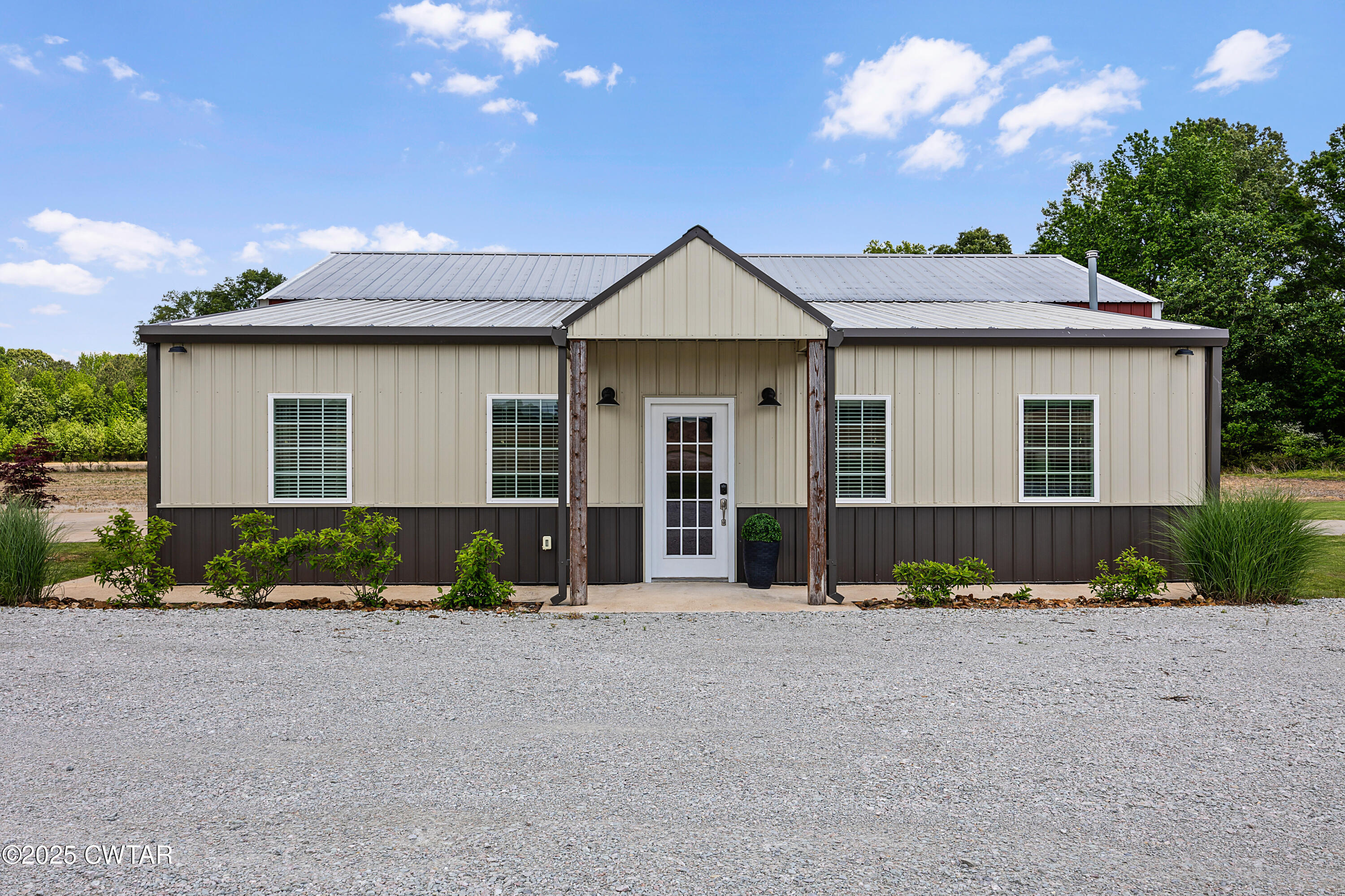 692 Boone Lane