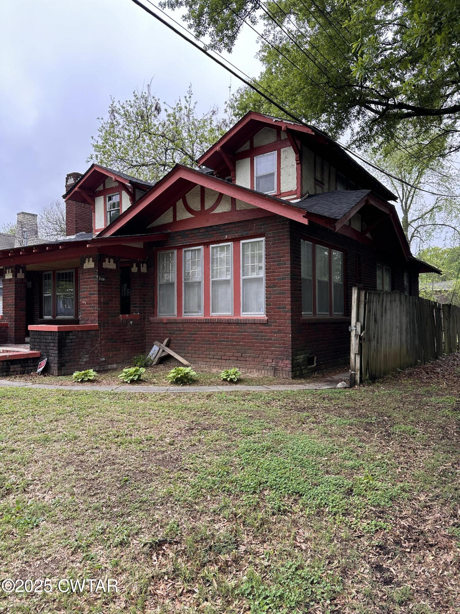 123 Division Avenue