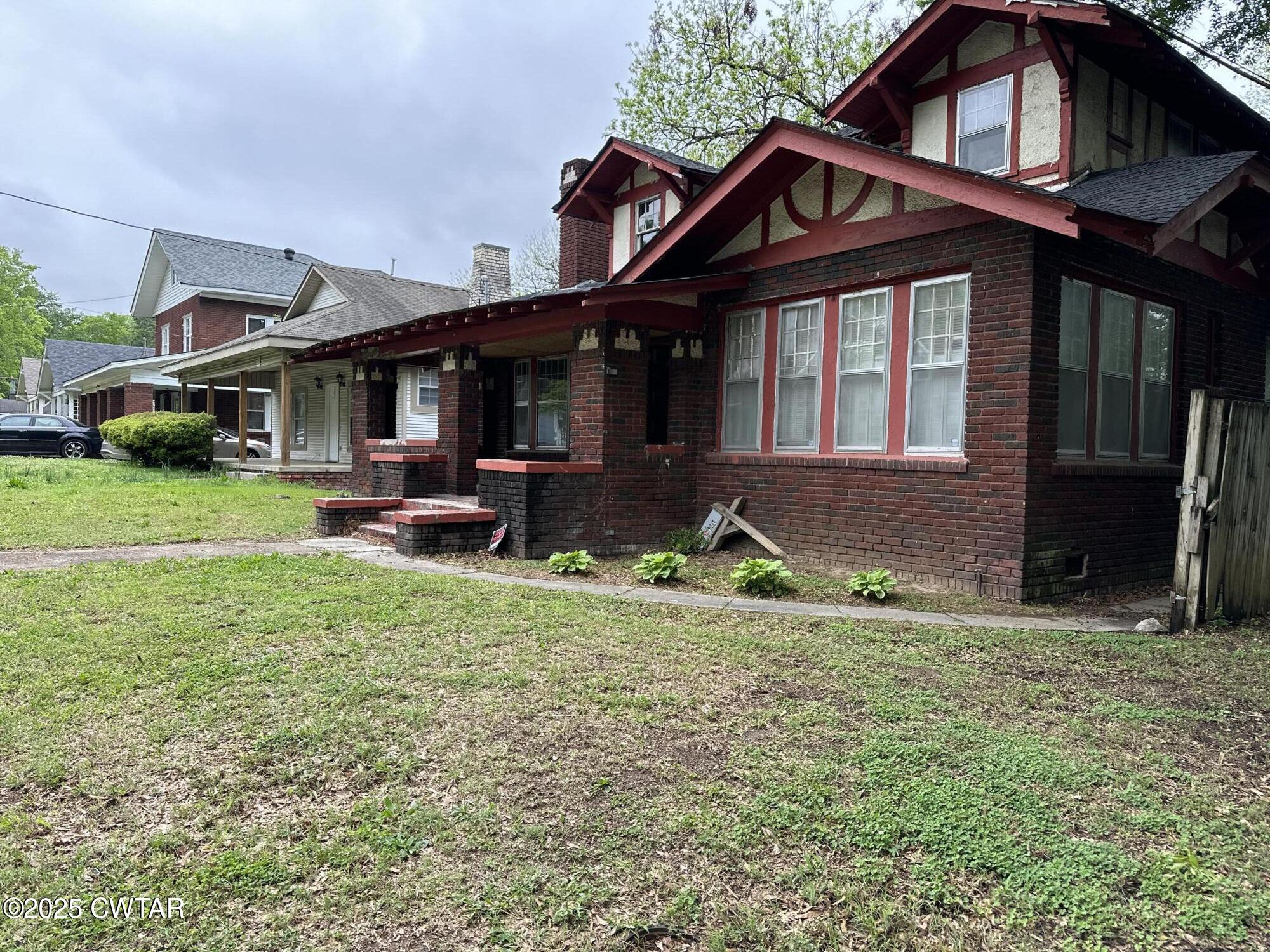123 Division Avenue