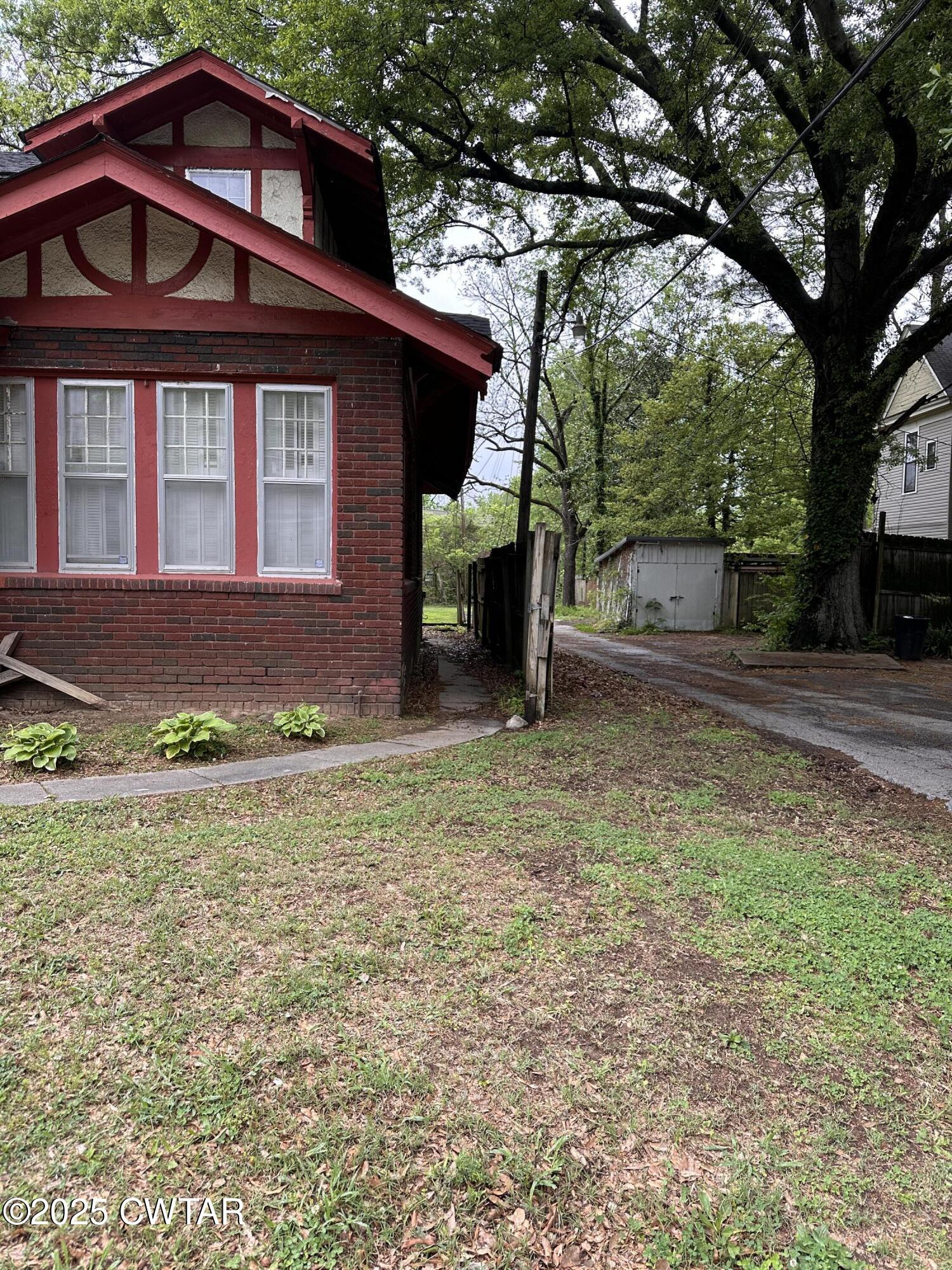 123 Division Avenue