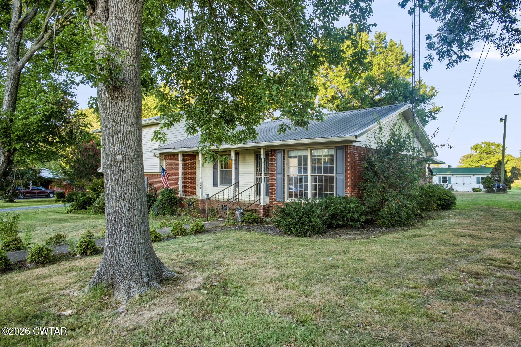 404 Callis Street