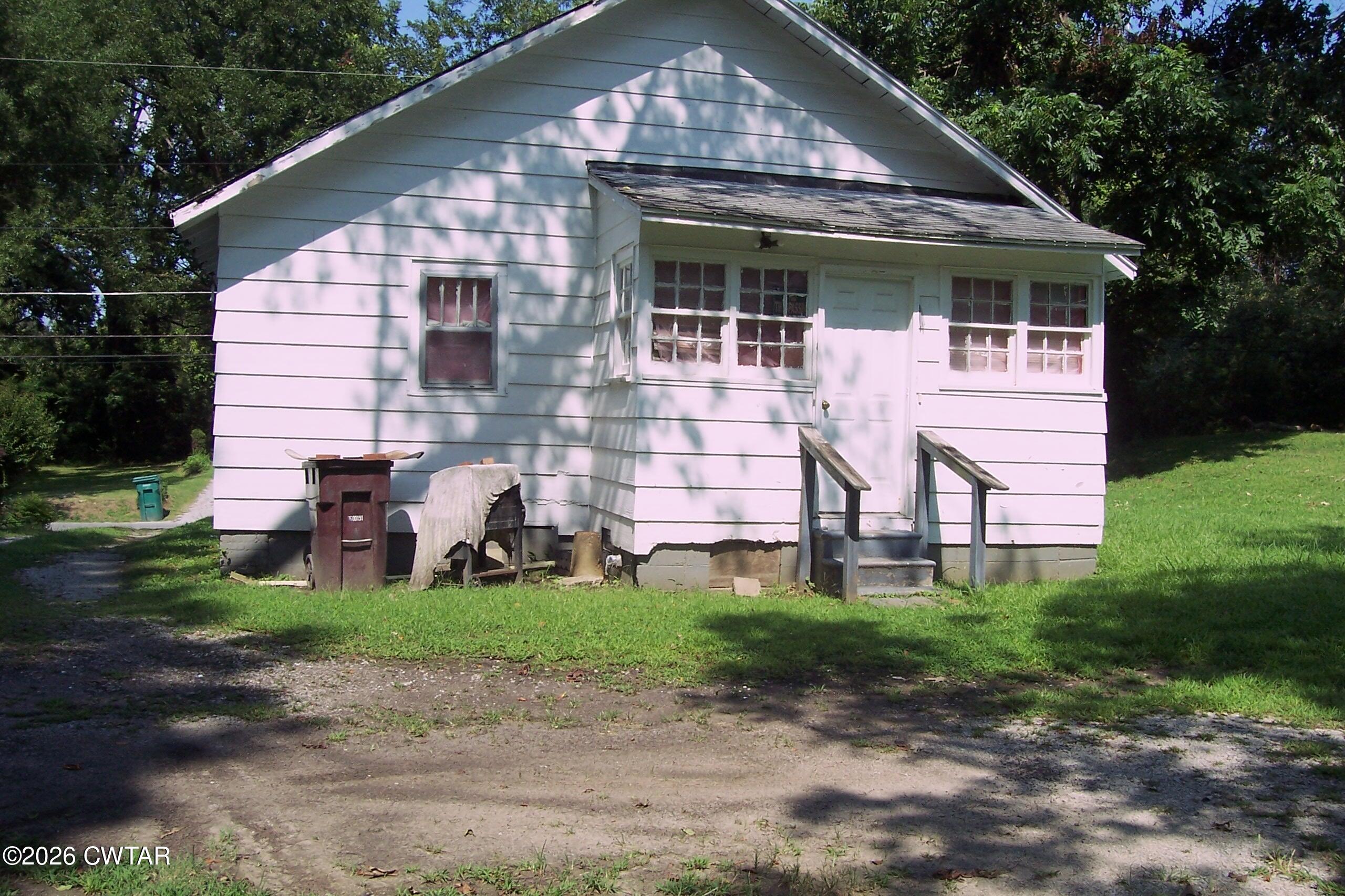 1023 Creswell Street