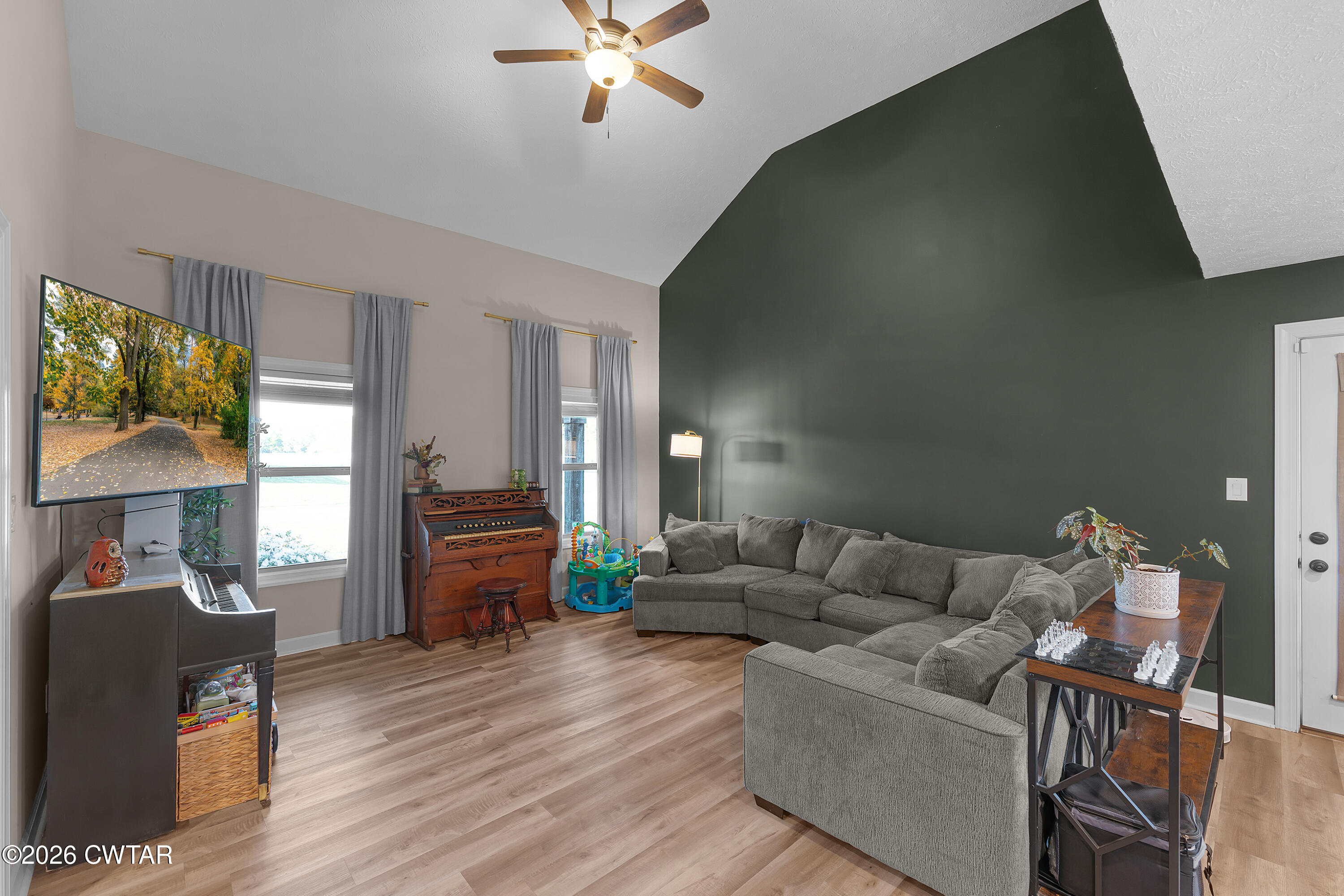 6004 Dove Hollow Drive