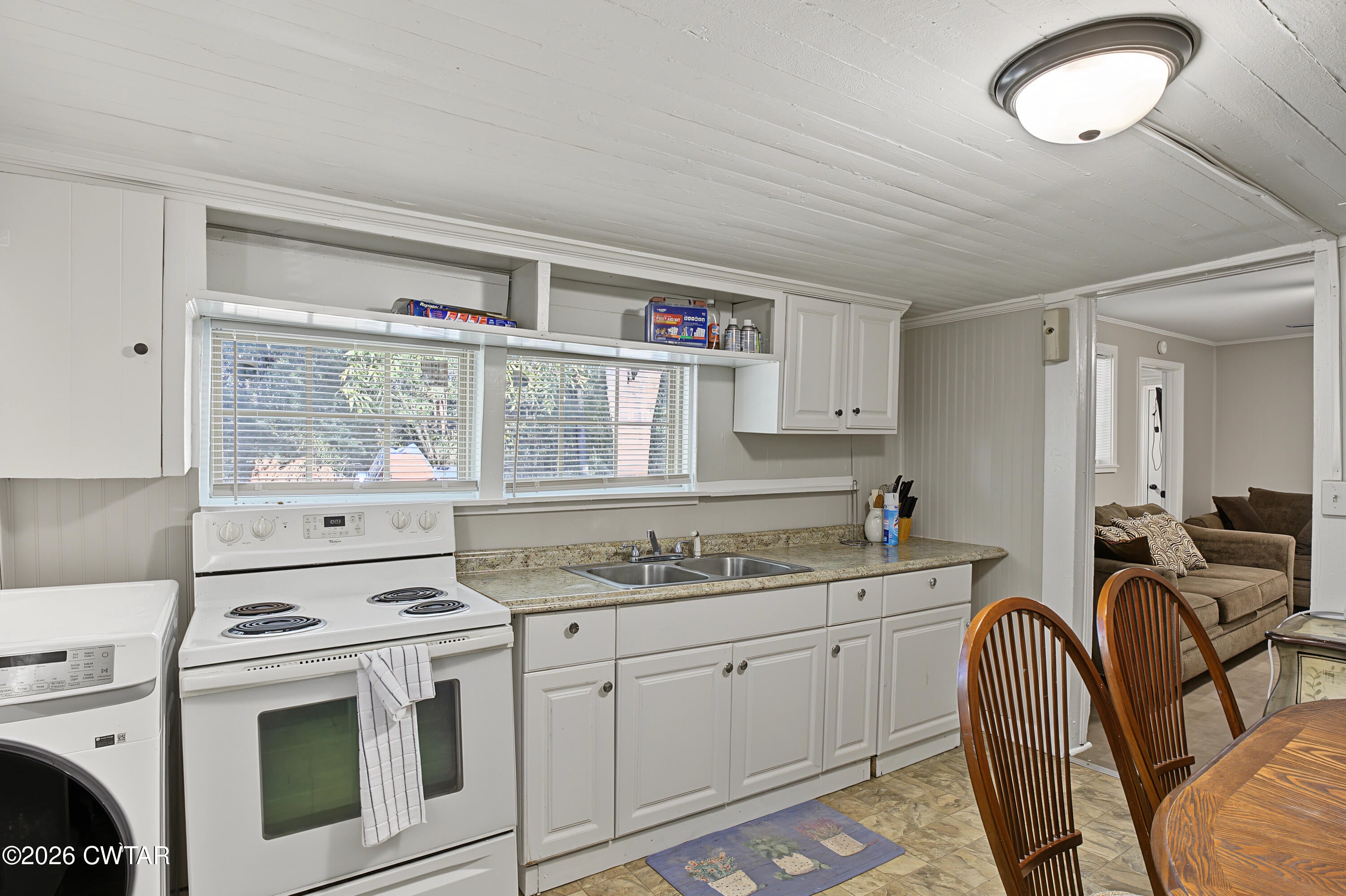 143 Post Road W