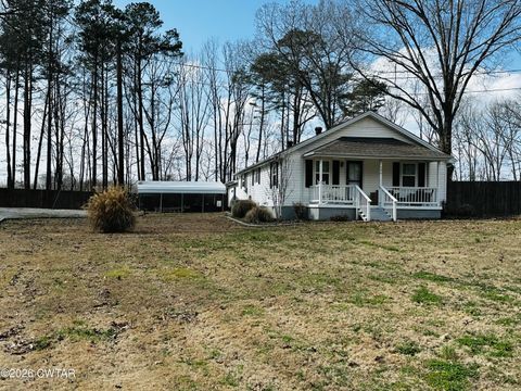 390 Memory Lane Henderson TN 38340