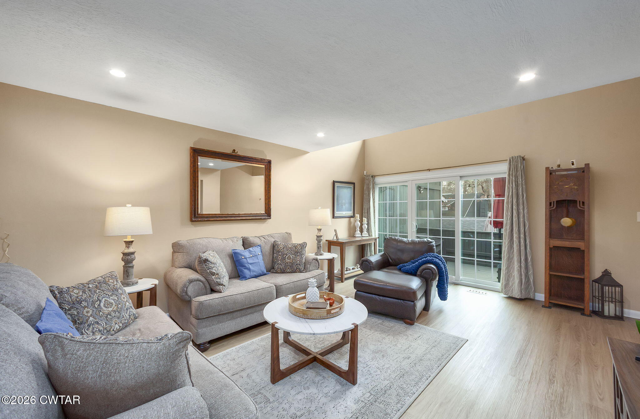 1104 North Parkway #4