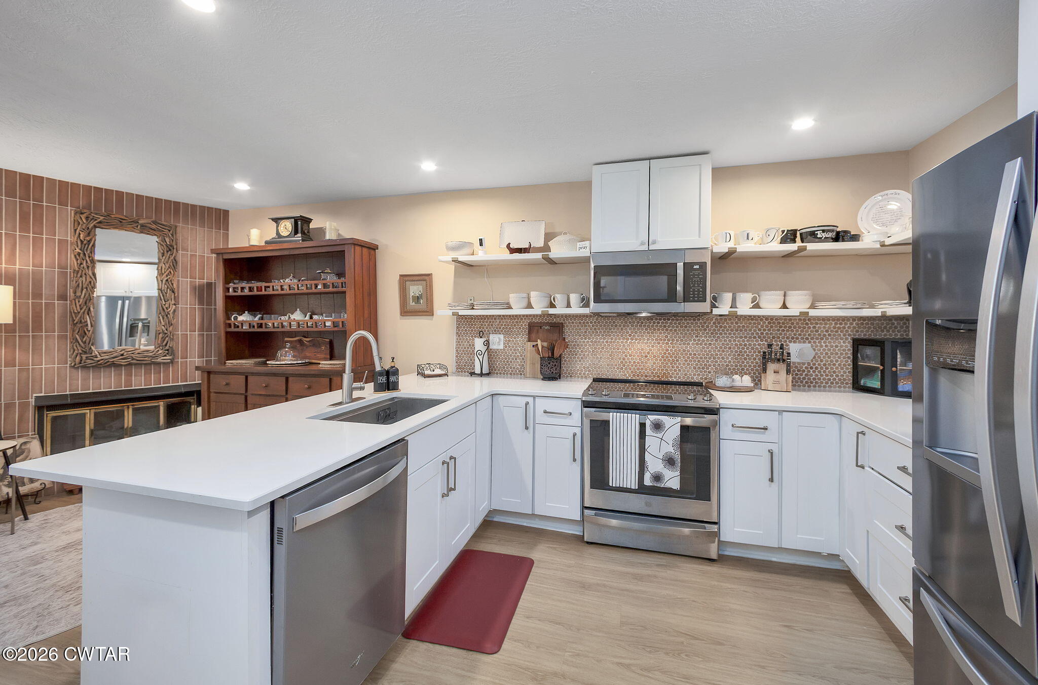 1104 North Parkway #4