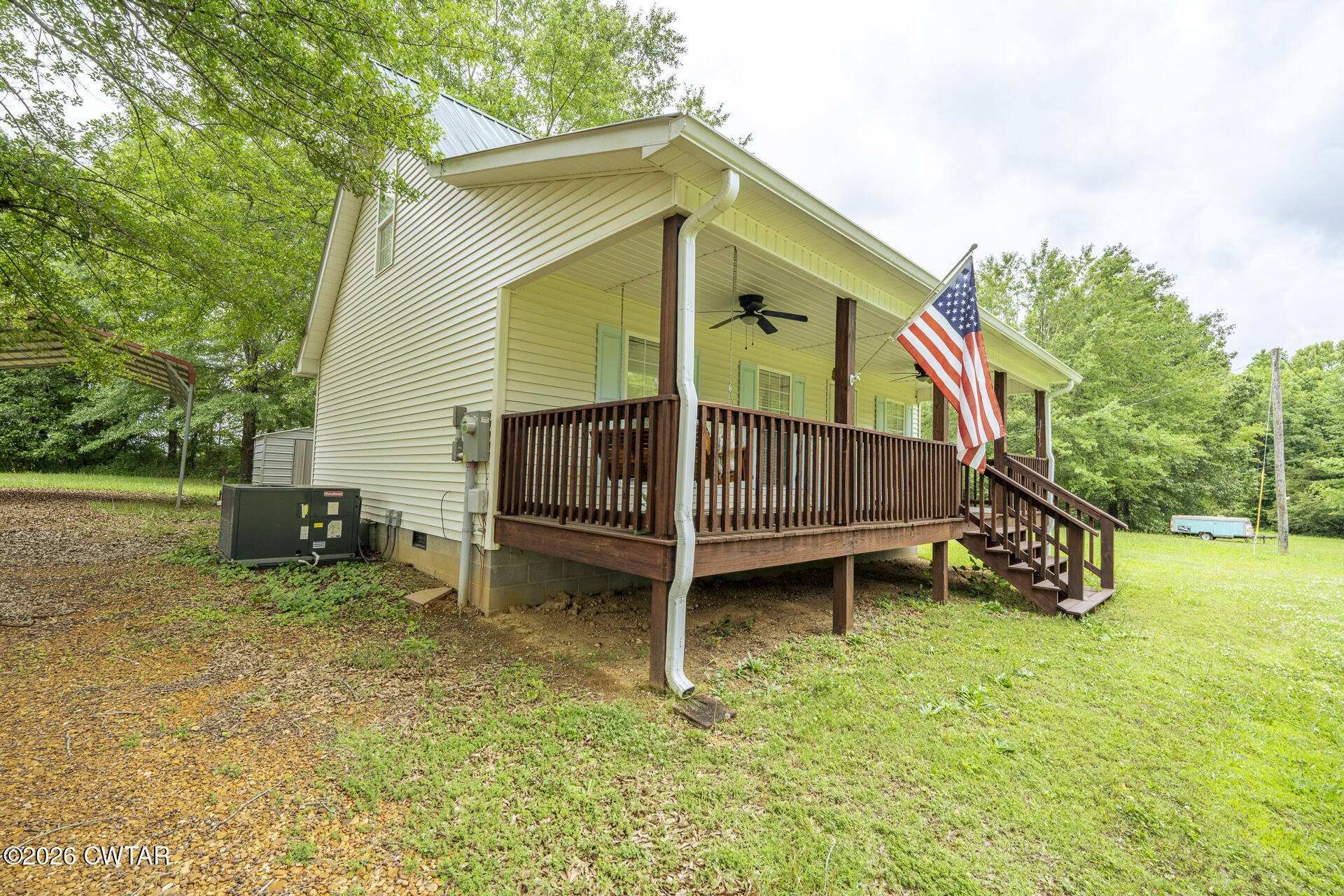 635 Dorothy Ann Lane