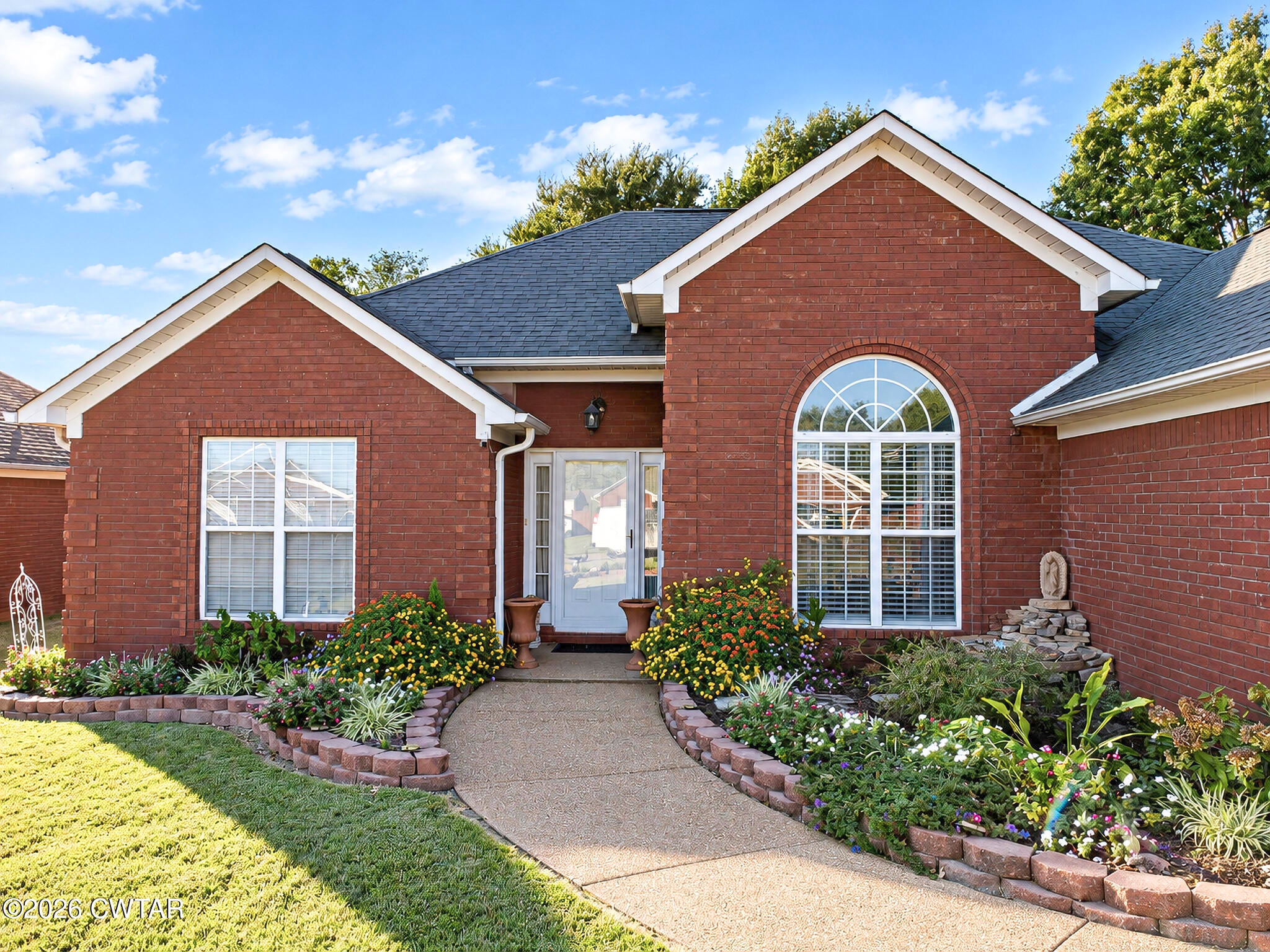 13 Fredricksburg Drive