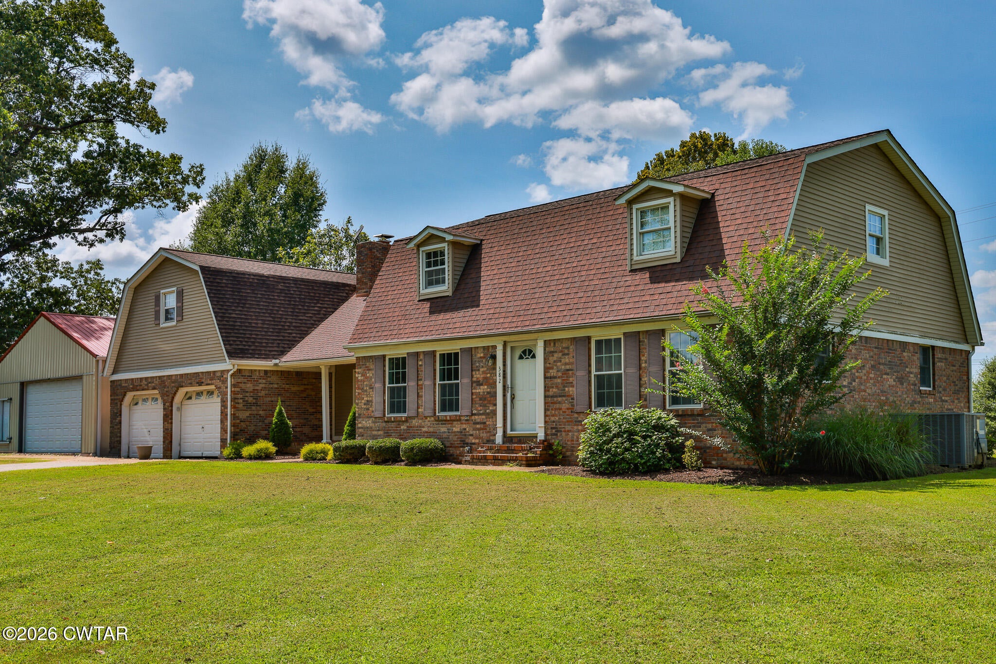 382 Lynn Point Rd