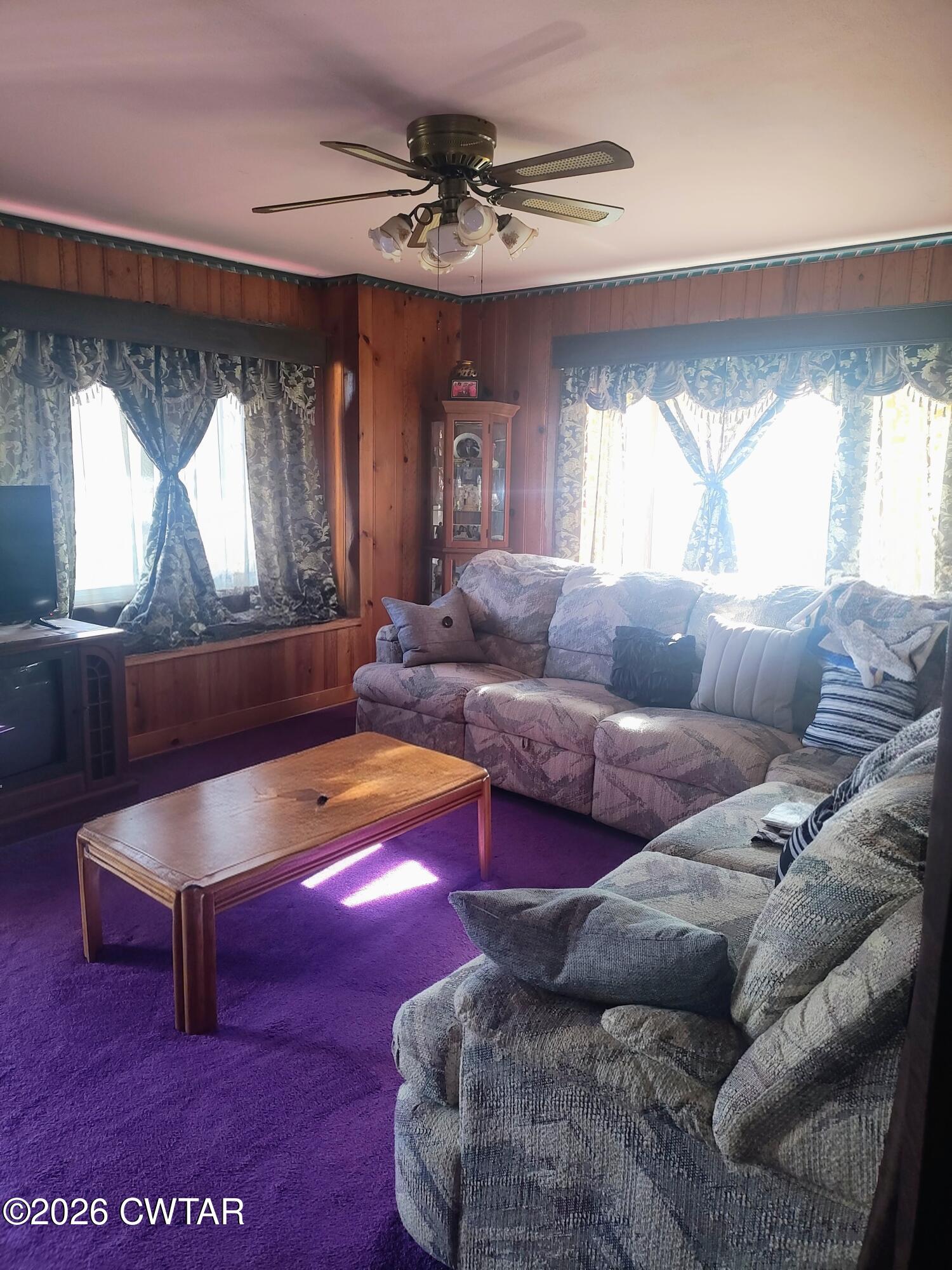 286 Hillcrest Circle Drive