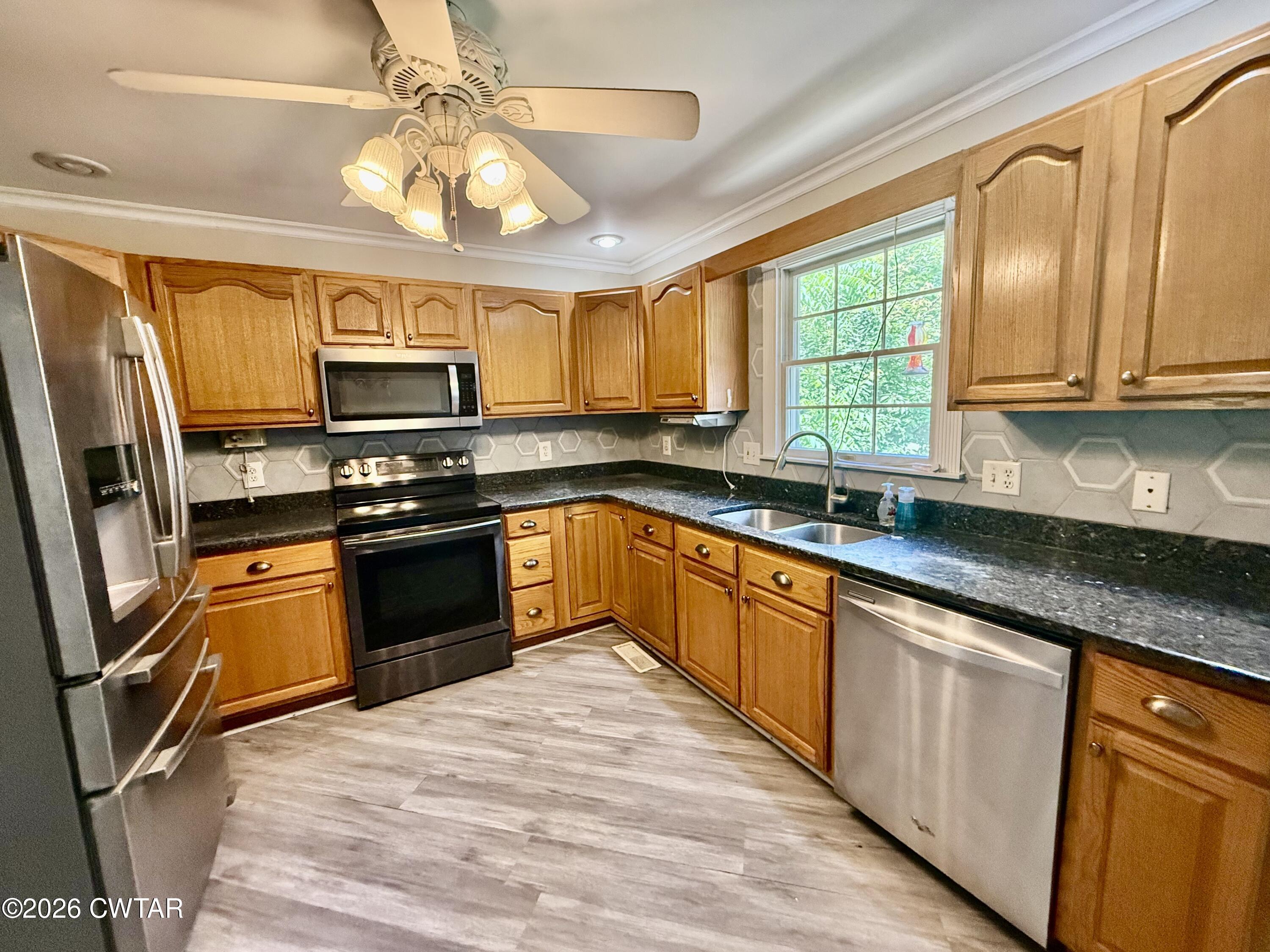 813 Mosswood Drive