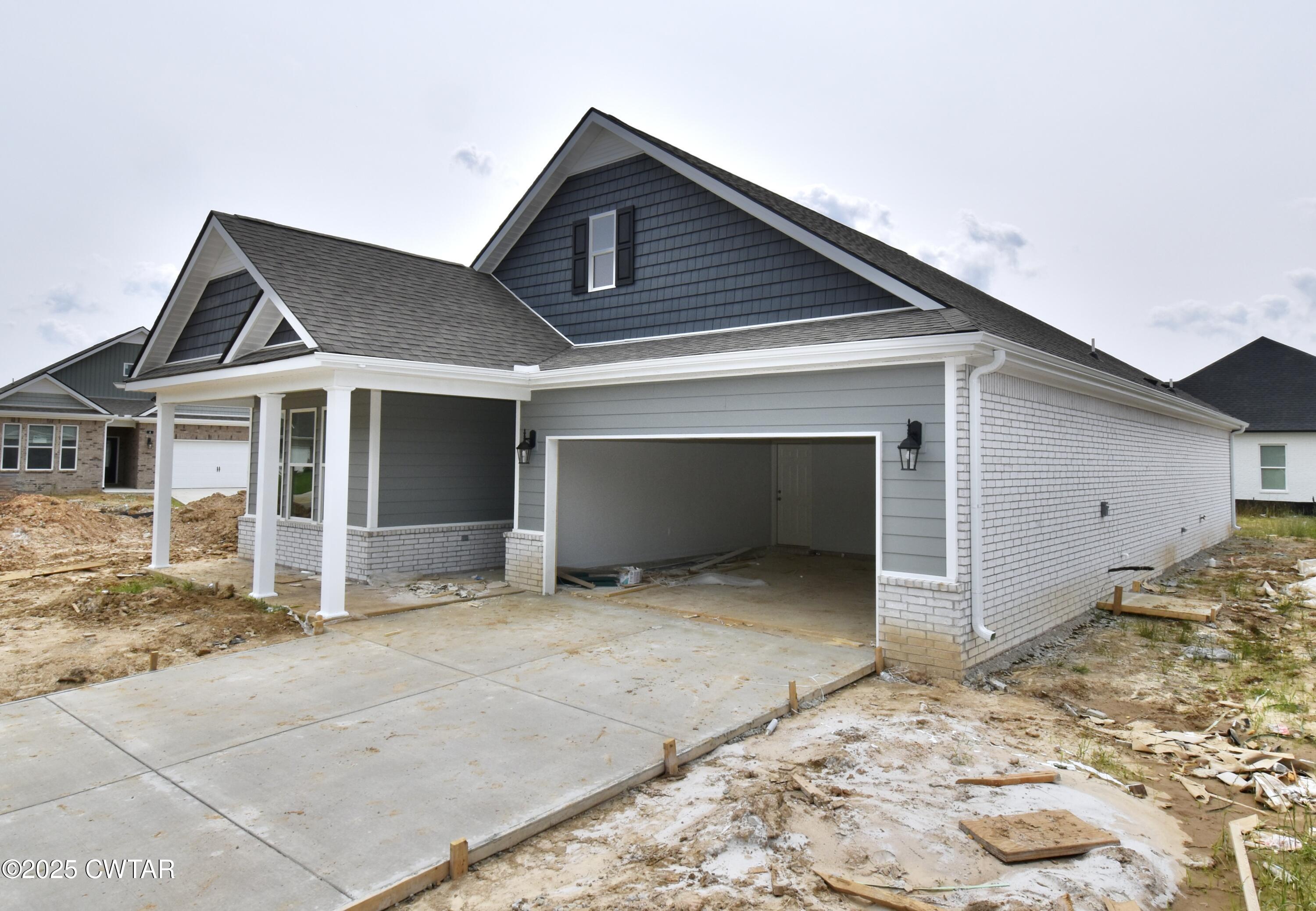 83 Kingston Creek Drive