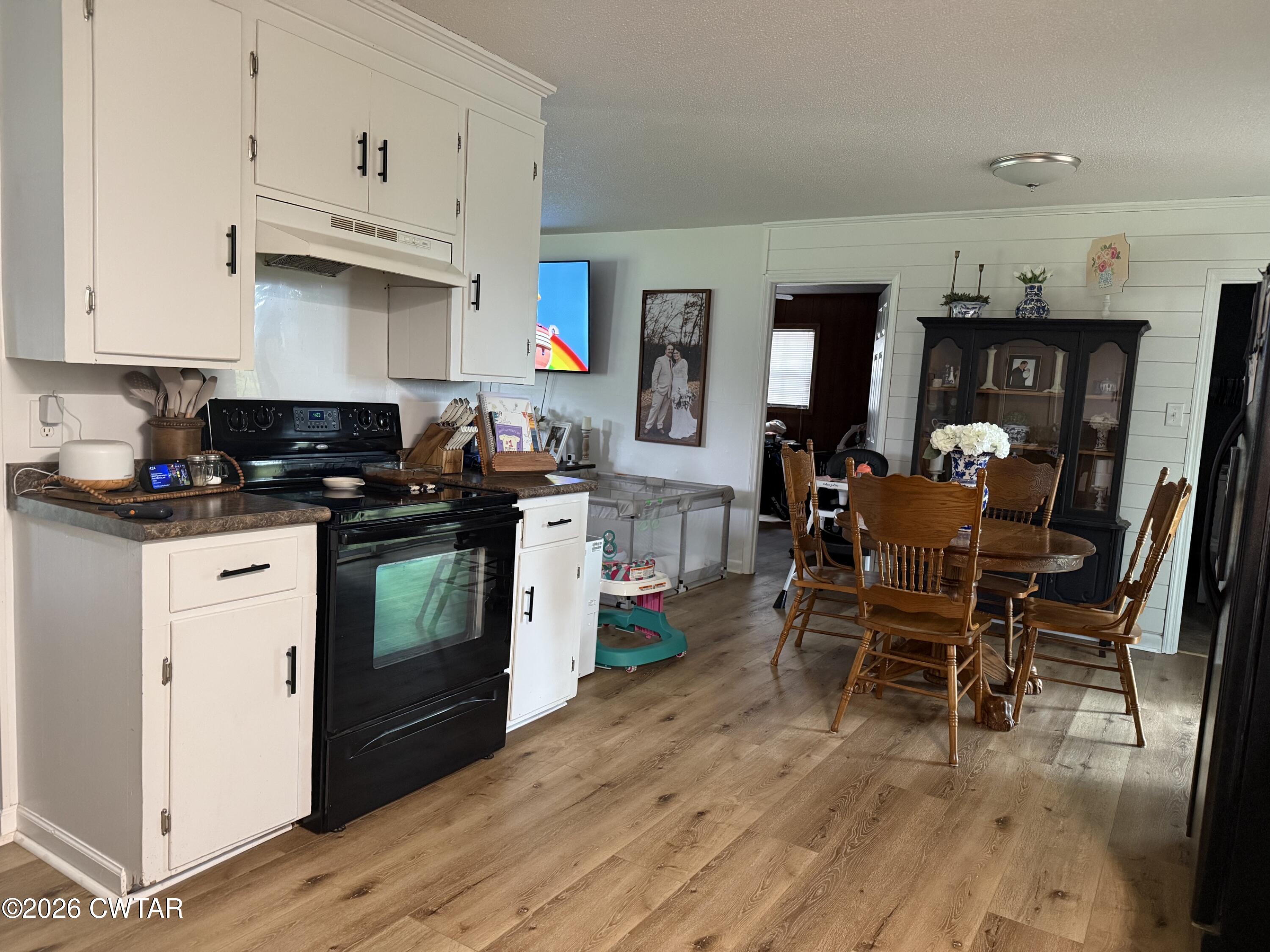 121 Morris Drive
