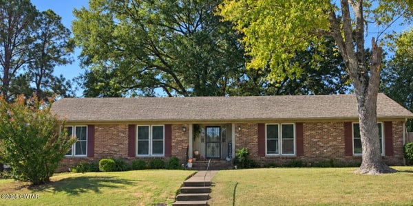 112 WHITFIELD DR, JACKSON, TN 38305 - Image 2ce1d2fc4b52d8c93d54ef30cc5200a2/2192231646
