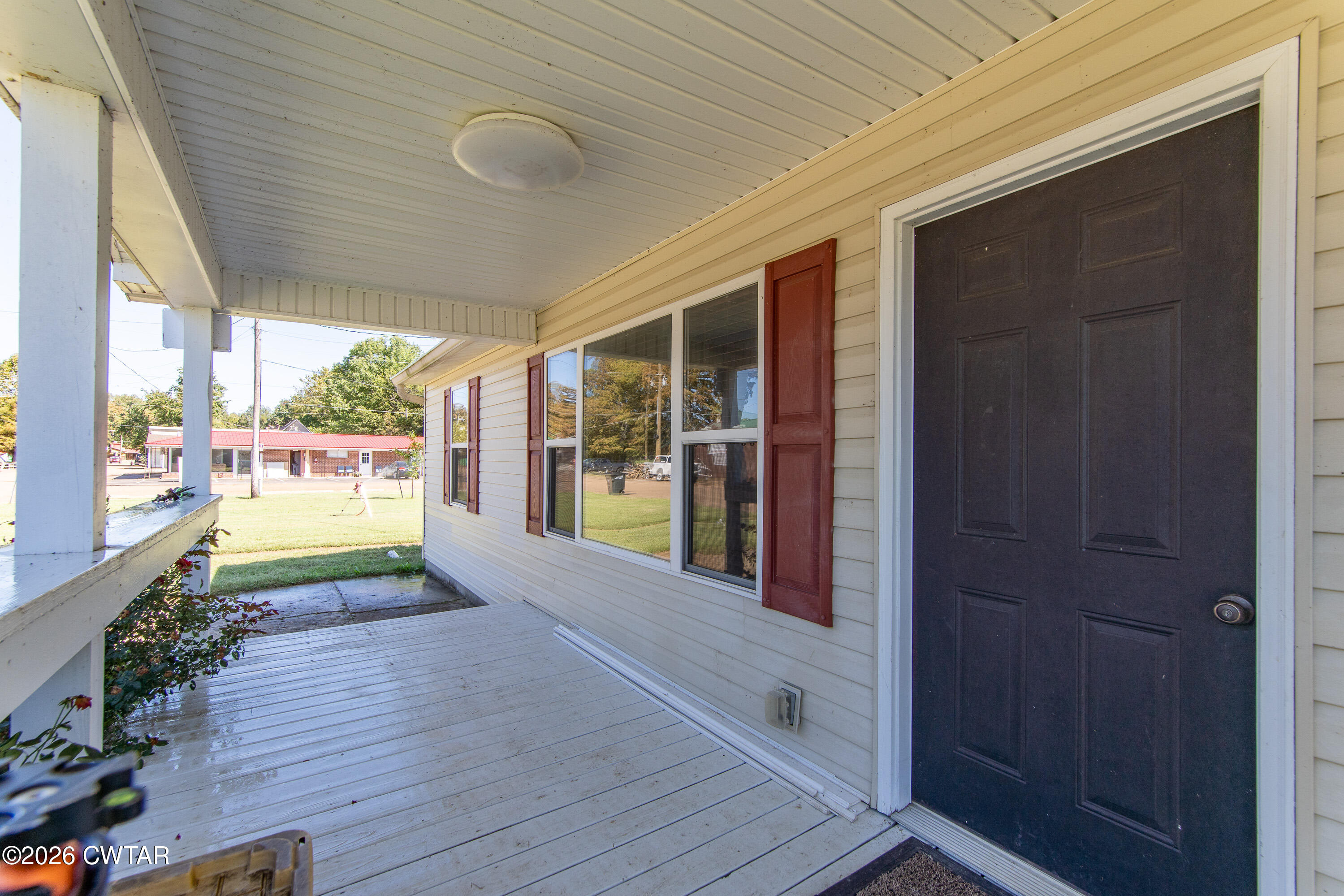 247 E Lakeview Drive