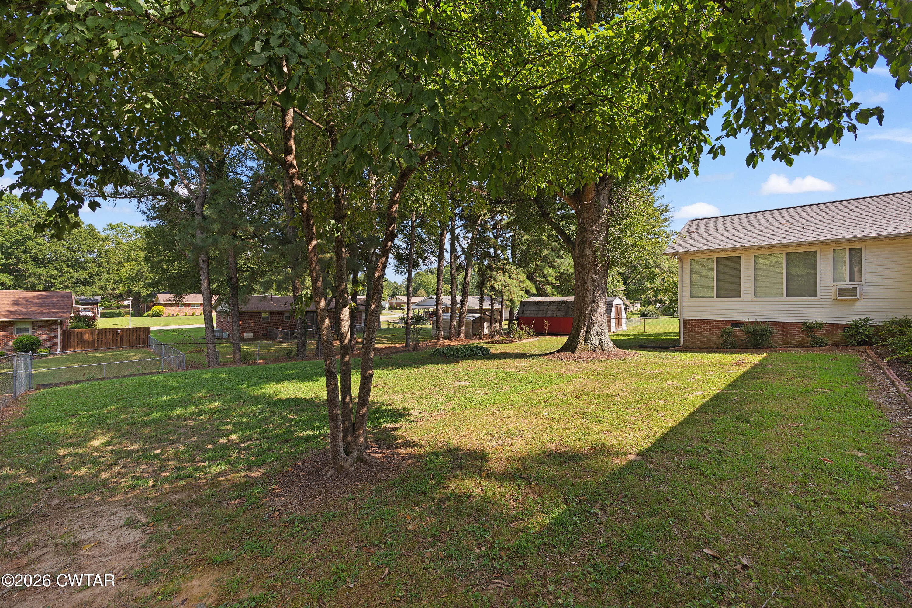 5006 Honeysuckle Lane