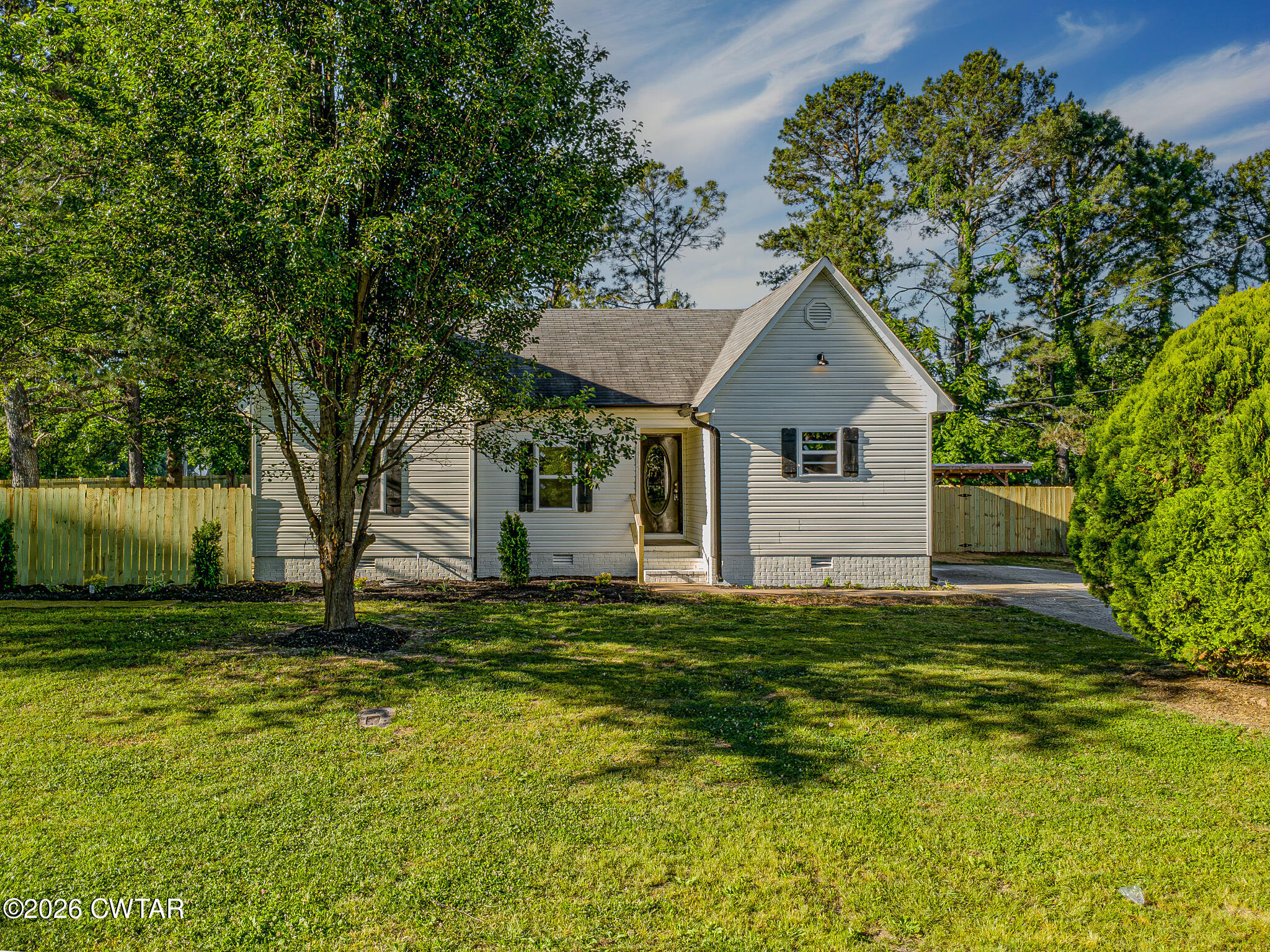 415 McGee Loop