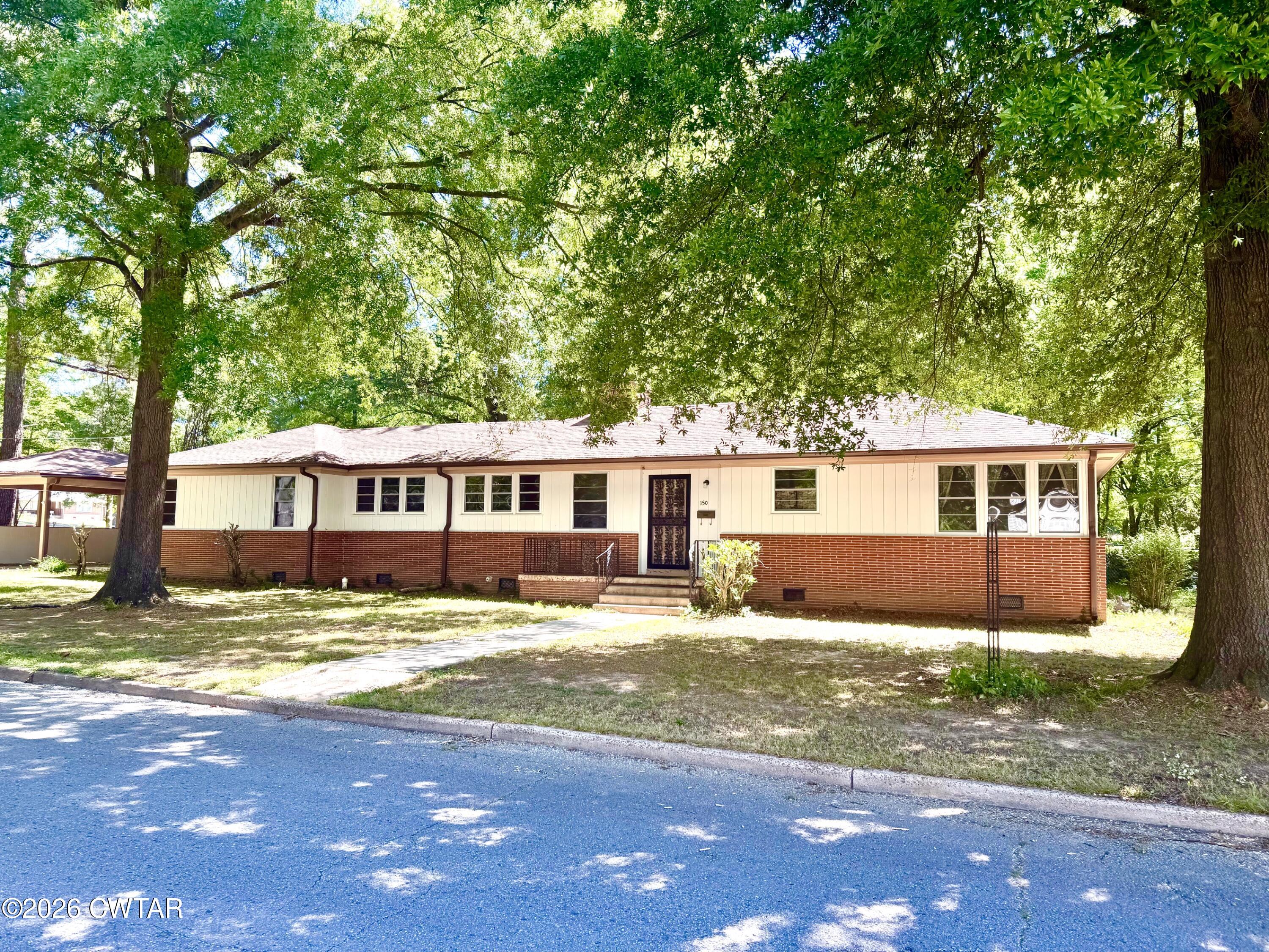 150 Woodland Drive