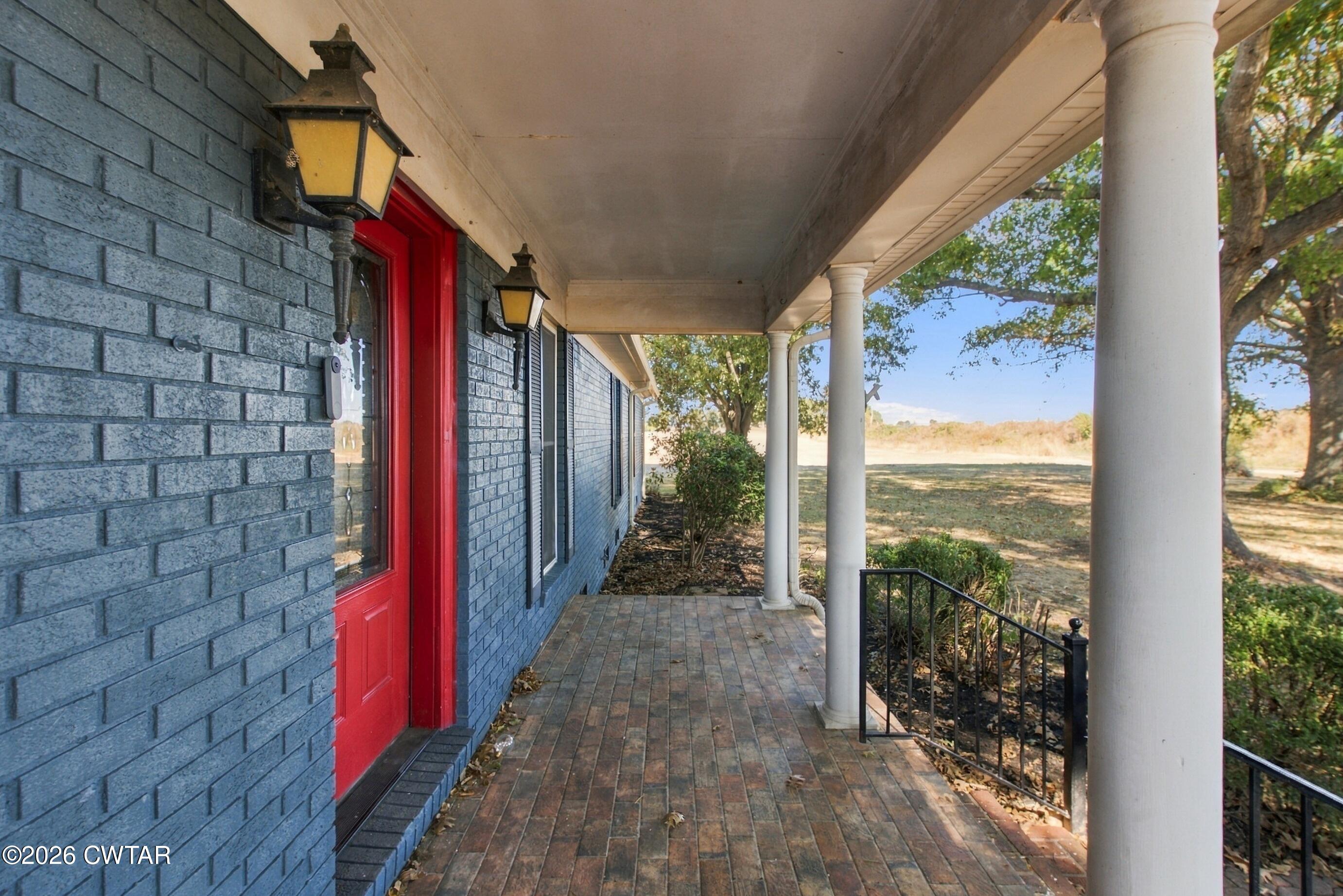 938 Sunny Hill Road