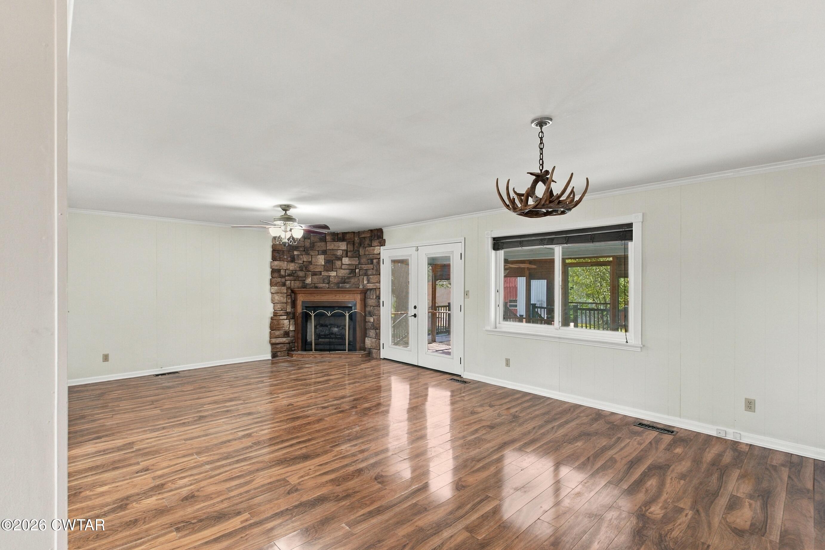 938 Sunny Hill Road